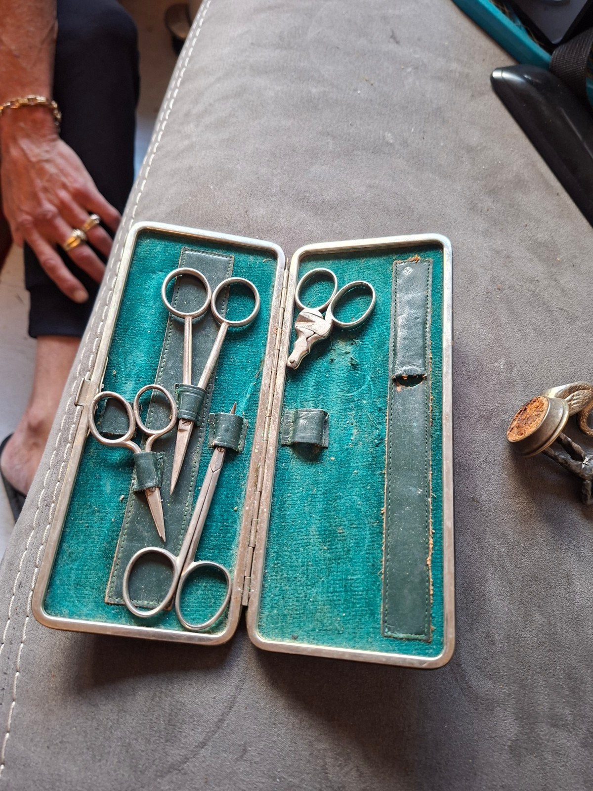 Vintage chirurgische instrumenten set in etui, Antiek en Kunst, Antiek | Gereedschap en Instrumenten, Ophalen of Verzenden