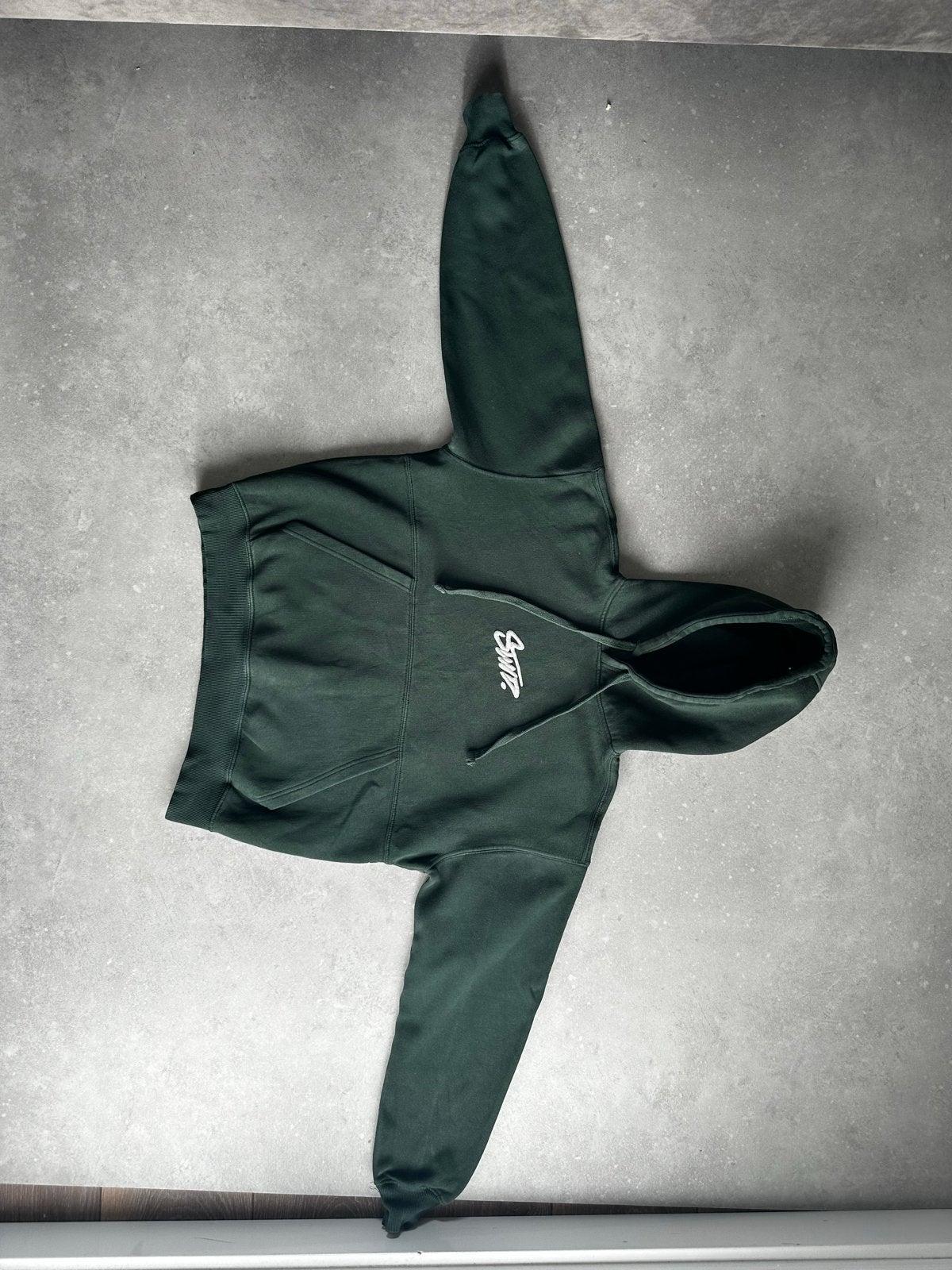 Donkergroene hoodie met SWTP logo - Maat XS, Ophalen of Verzenden, Zo goed als nieuw, Maat 46 (S) of kleiner, Groen