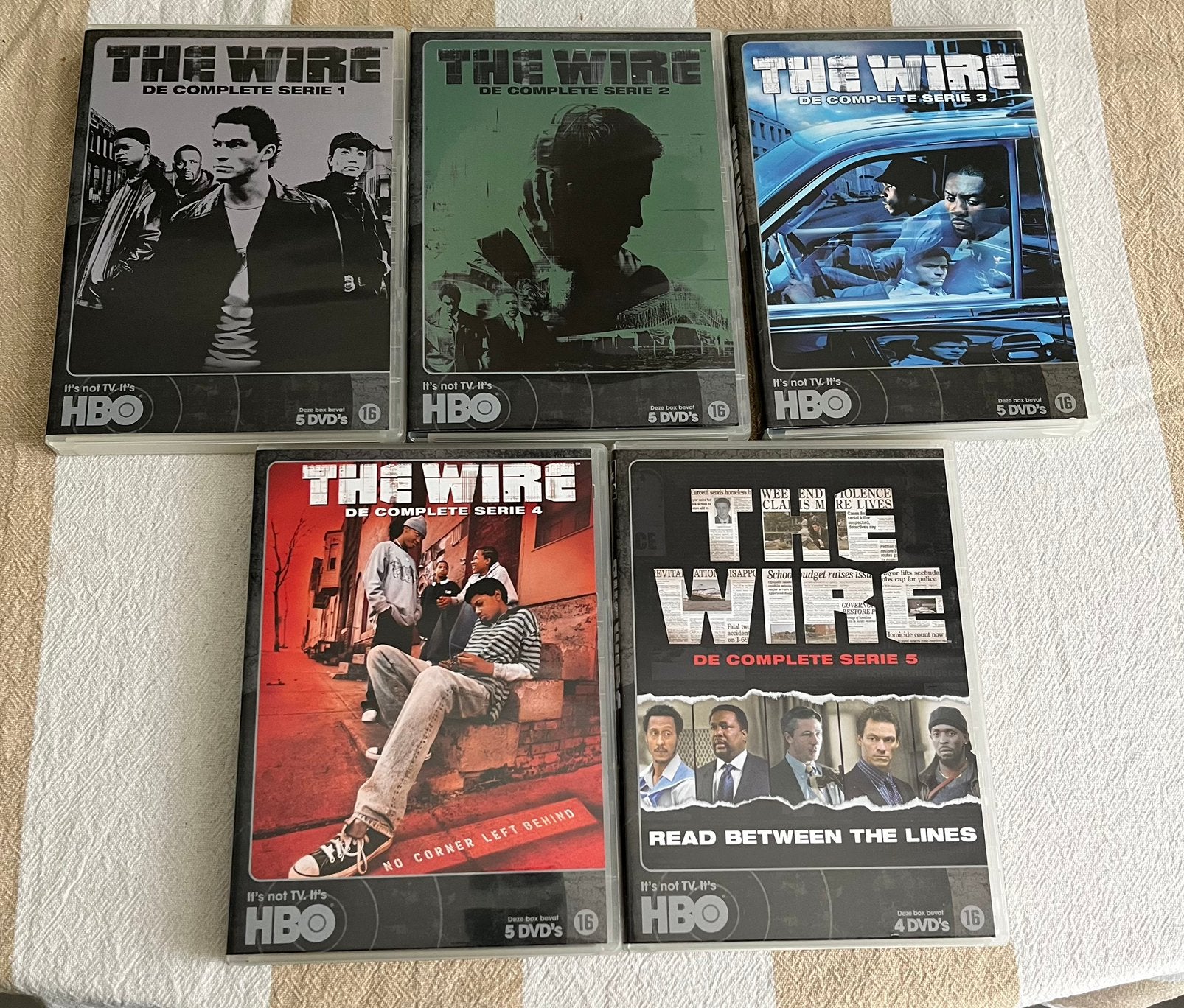 The Wire seizoen 1 tm 5, Vanaf 12 jaar, Ophalen of Verzenden, Zo goed als nieuw, Oorlog of Misdaad