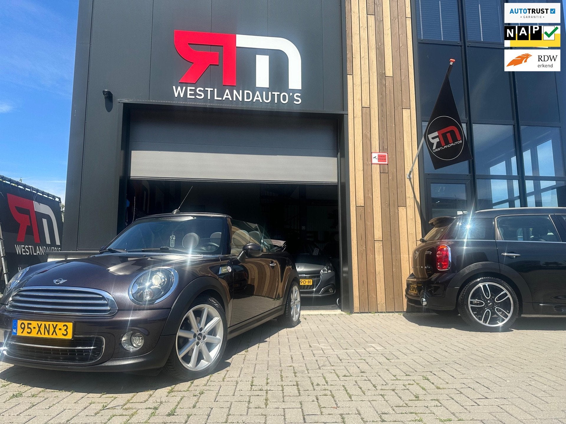 Mini Cabrio 1.6 cooper cabrio highgate/navi/climaat-control/, Auto's, Mini, Euro 5, 4 cilinders, 4 stoelen, Handgeschakeld