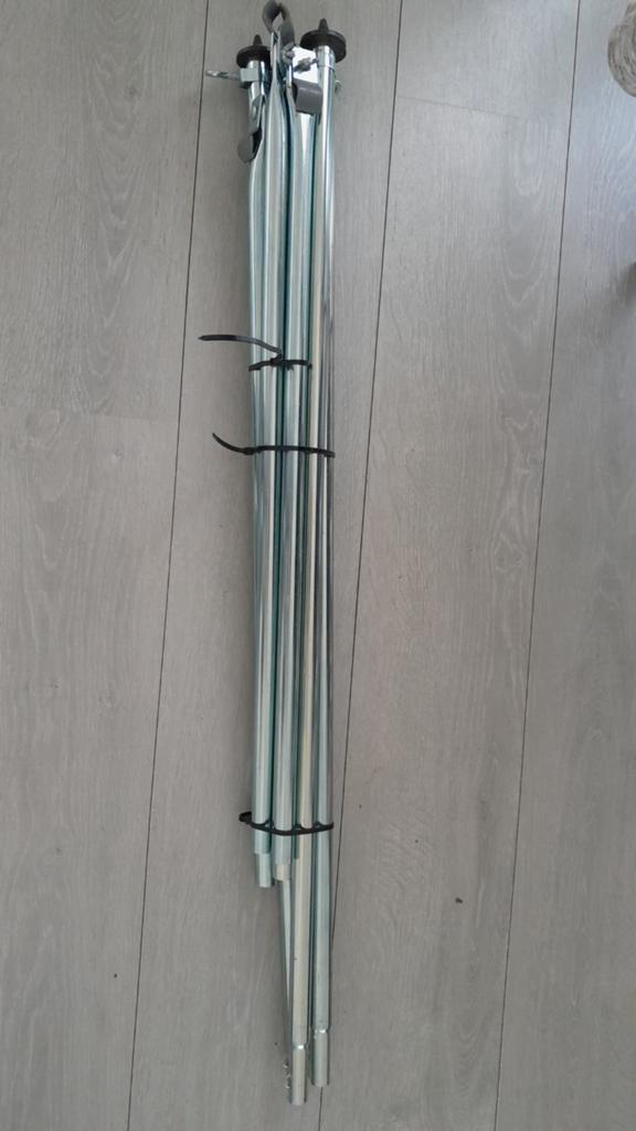 4 Stormstangen, Ophalen
