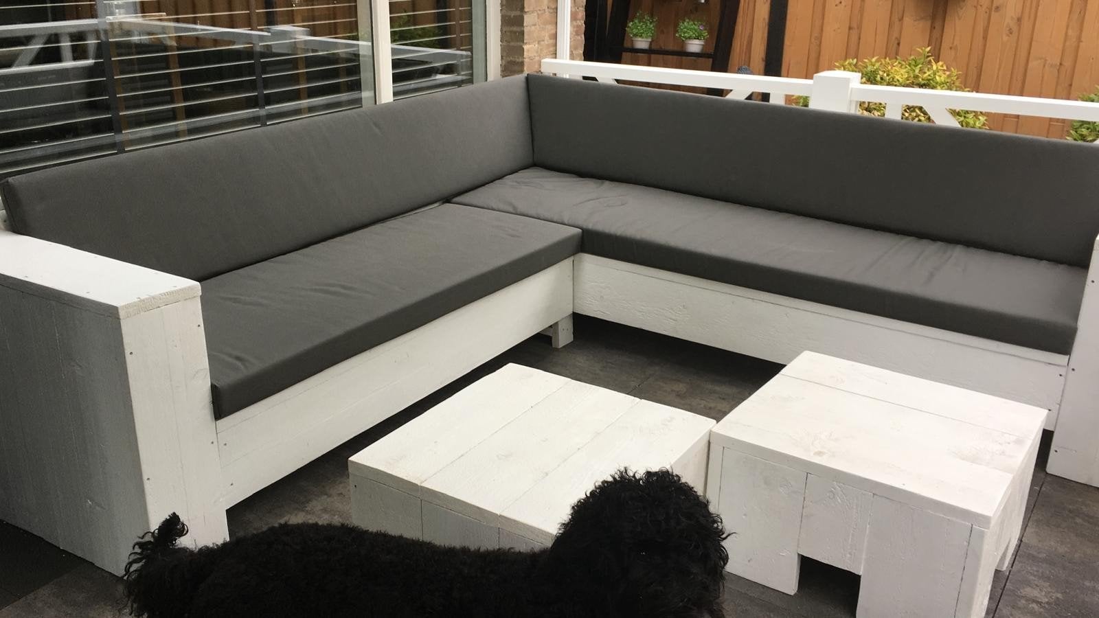 Loungebank van steigerhout wit geverfd., Ophalen, Zo goed als nieuw, Hout