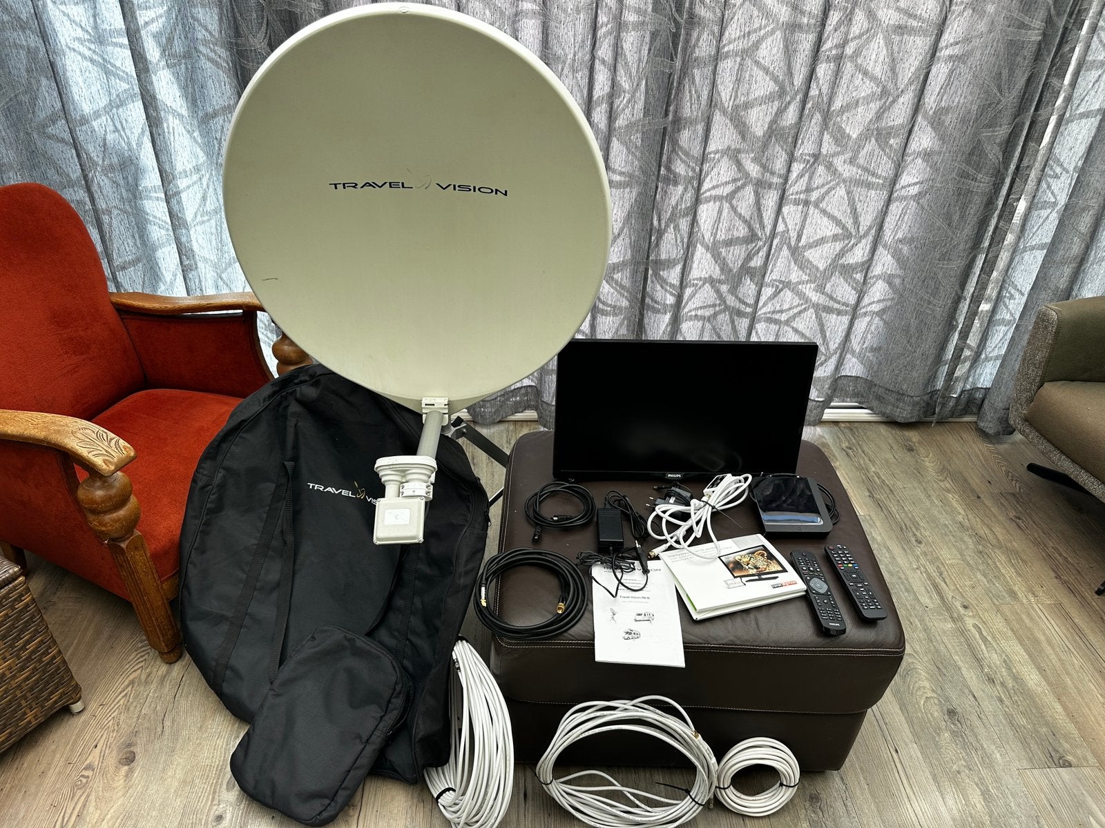 Travel Vision R6 automatische schotel, Audio, Tv en Foto, Schotelantennes, Ophalen, Gebruikt, Overige merken