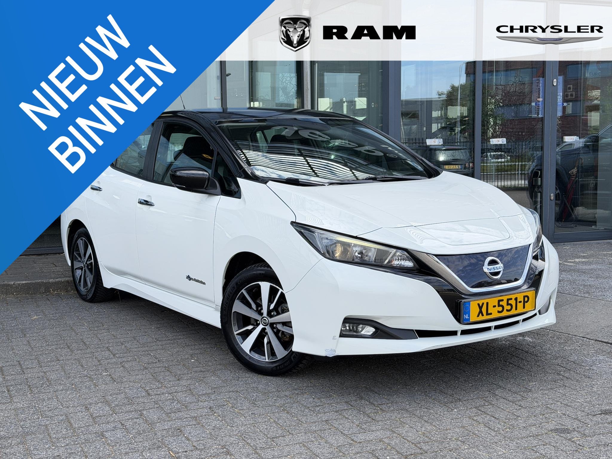 Nissan LEAF Acenta 40 kWh Batterijconditie (SOH): 92%, Stof, Gebruikt, Wit, Origineel Nederlands