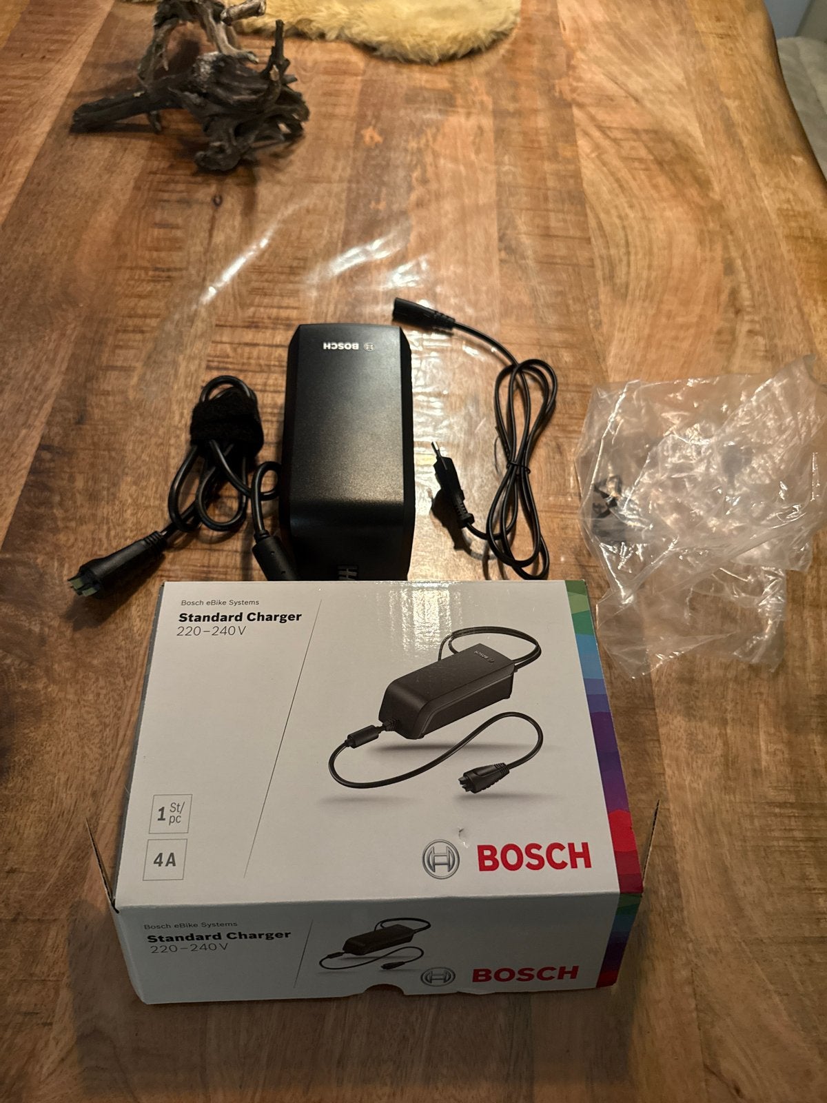 Bosch E-bike Oplader 36V 4A - Standaard Lader BCS220, Fietsen en Brommers, Zo goed als nieuw