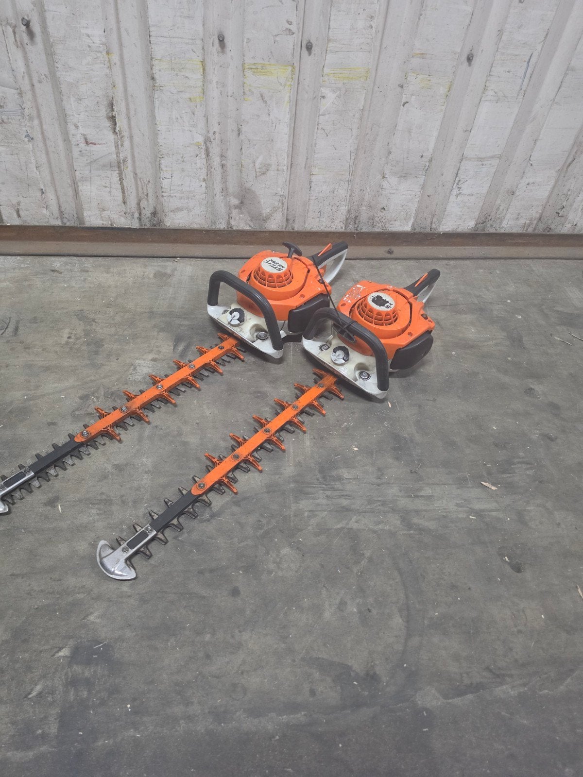 2x Stihl HS56C benzine heggenschaar defect, Tuin en Terras, Ophalen of Verzenden, Gebruikt, Benzine