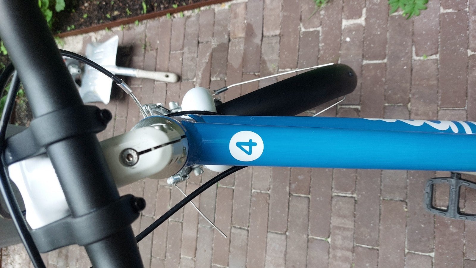 Woom 4 kinderfiets - spatborden en fietsstandaard, Fietsen en Brommers, Ophalen, 20 inch of meer, Gebruikt, Velgrem