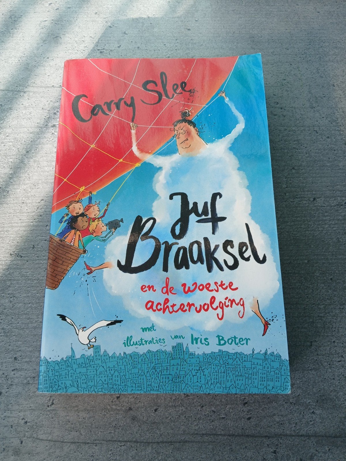 Juf braaksel en de woeste achtervolging, Boeken, Ophalen of Verzenden, Zo goed als nieuw