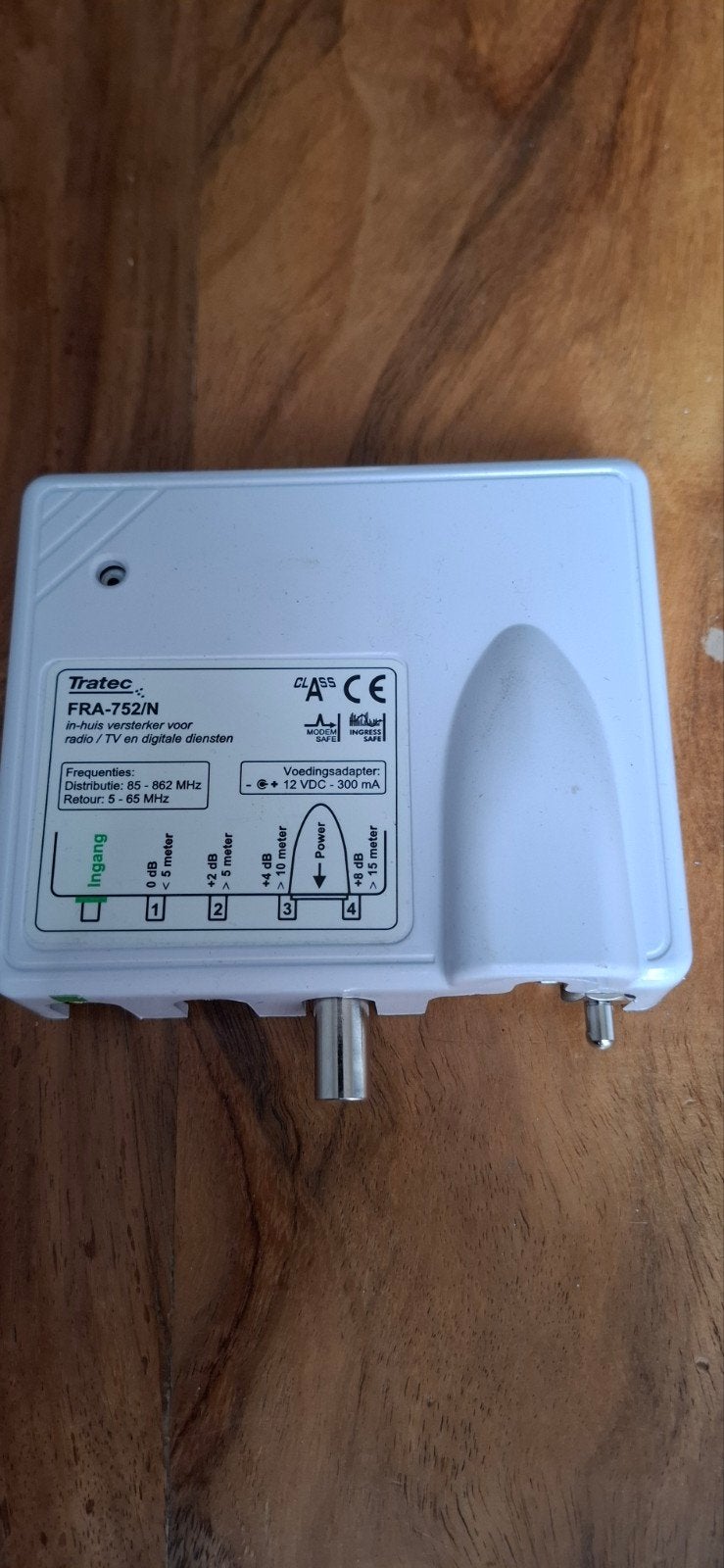 Tratec FRA-752/N In-huis versterker voor radio/TV, Ophalen of Verzenden, Gebruikt, Overige kabels