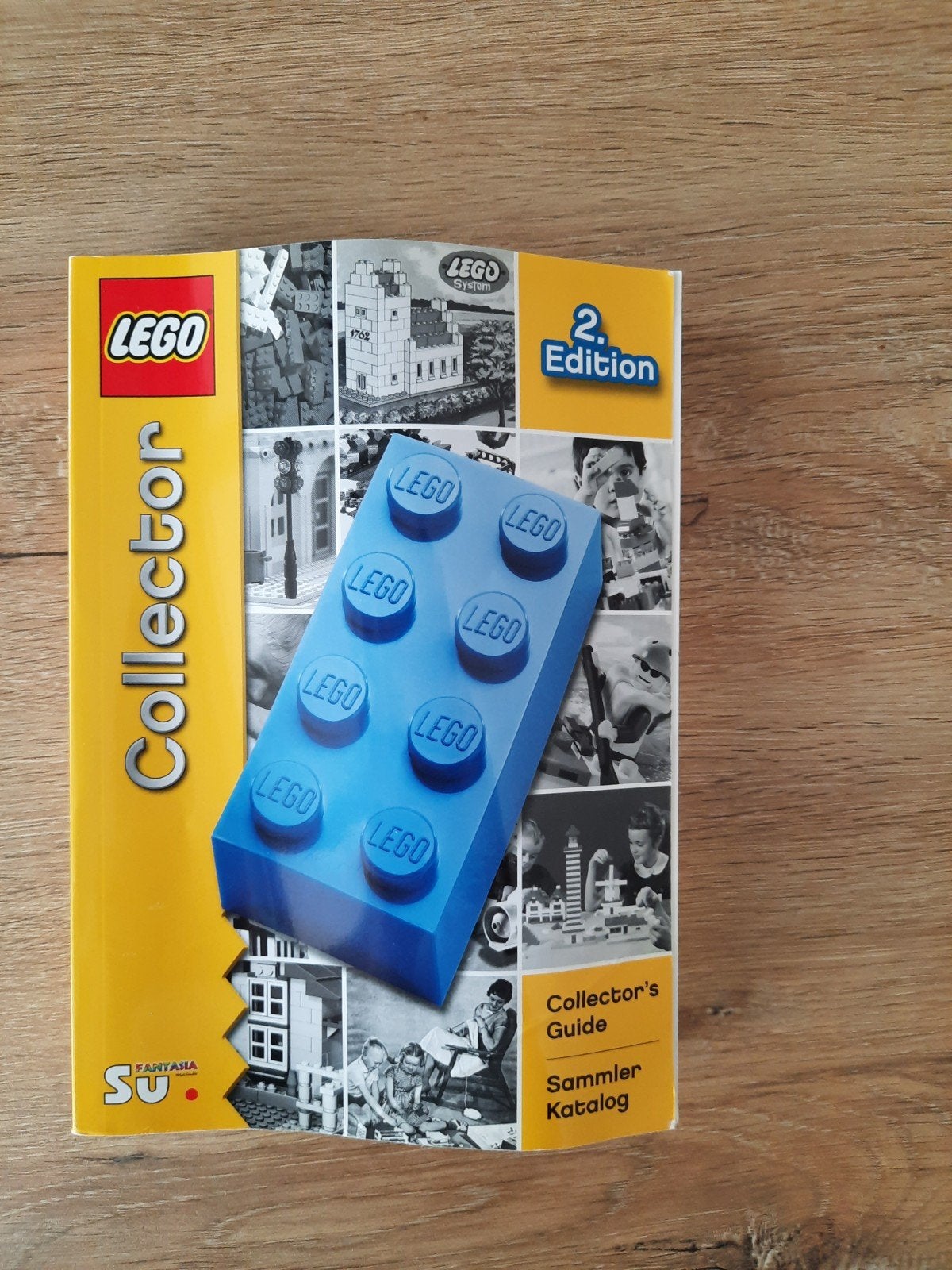 Lego  collector's guide 2, Kinderen en Baby's, Speelgoed | Duplo en Lego, Ophalen, Gebruikt