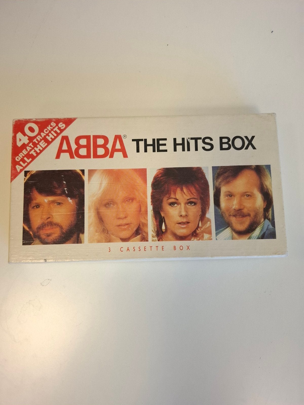 ABBA The Hits Box - 3 Cassette Box, Cd's en Dvd's, Gebruikt, 2 t/m 25 bandjes, Ophalen of Verzenden, Voorbespeeld