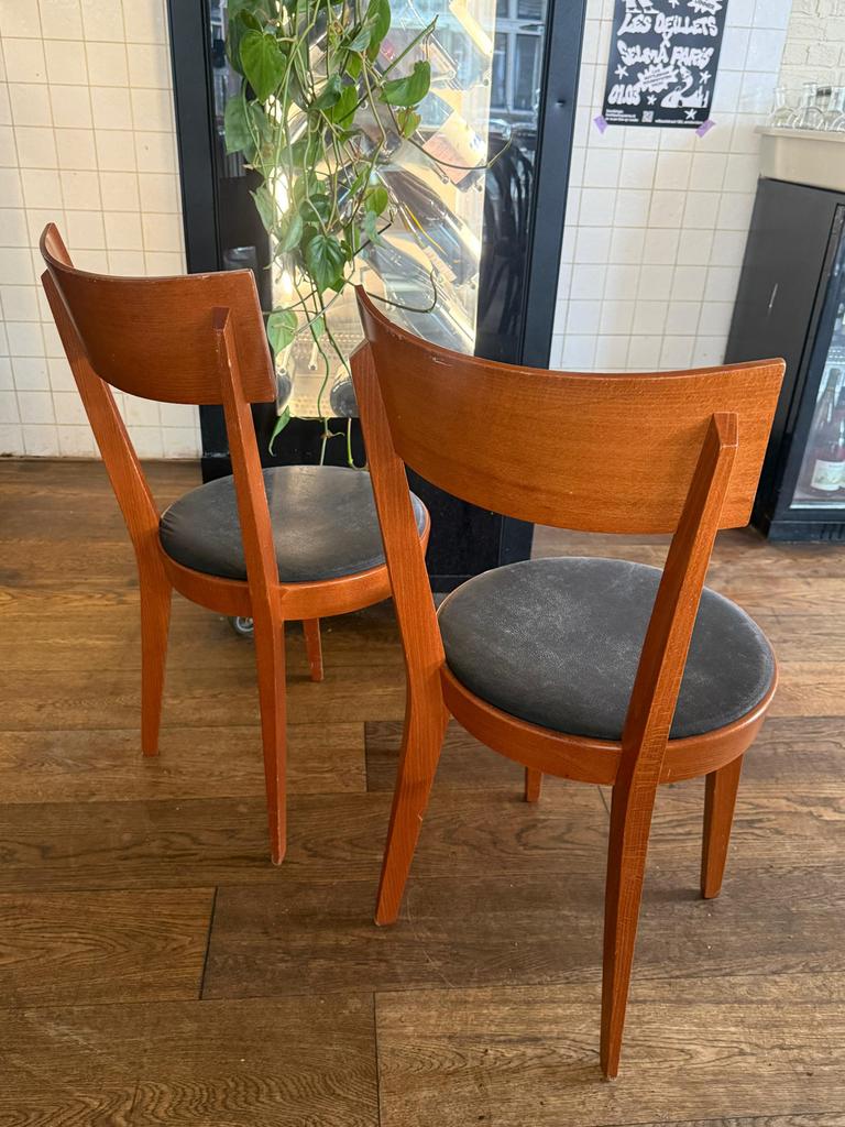 Set van 15 houten caféstoelen met leren zitting, Ophalen, Gebruikt, Twee, Zwart