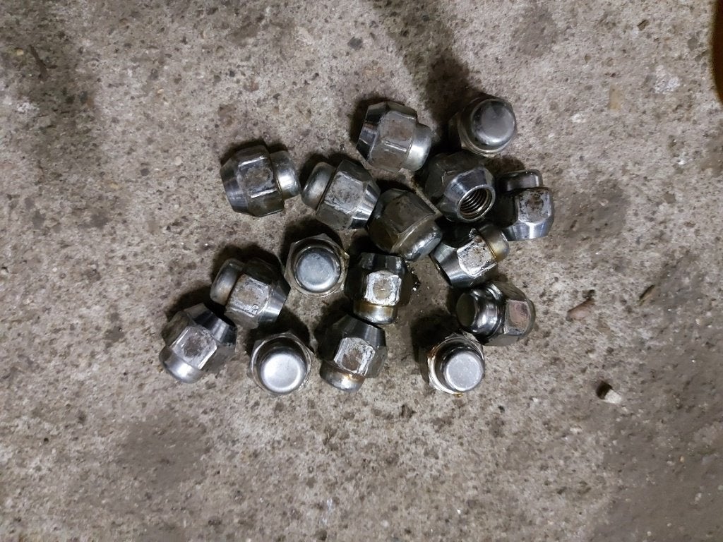 Set wielbouten lm velgen Mazda 3 uit 2004, Auto diversen, Ophalen of Verzenden