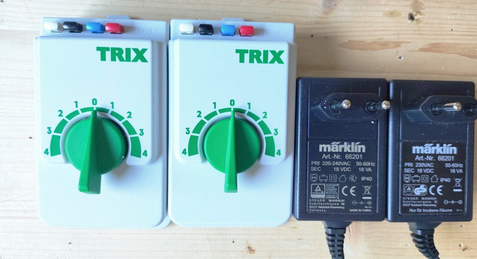 Trix  rijregelaars met trafo, Hobby en Vrije tijd, Treinset, Gelijkstroom, Trix, Ophalen of Verzenden