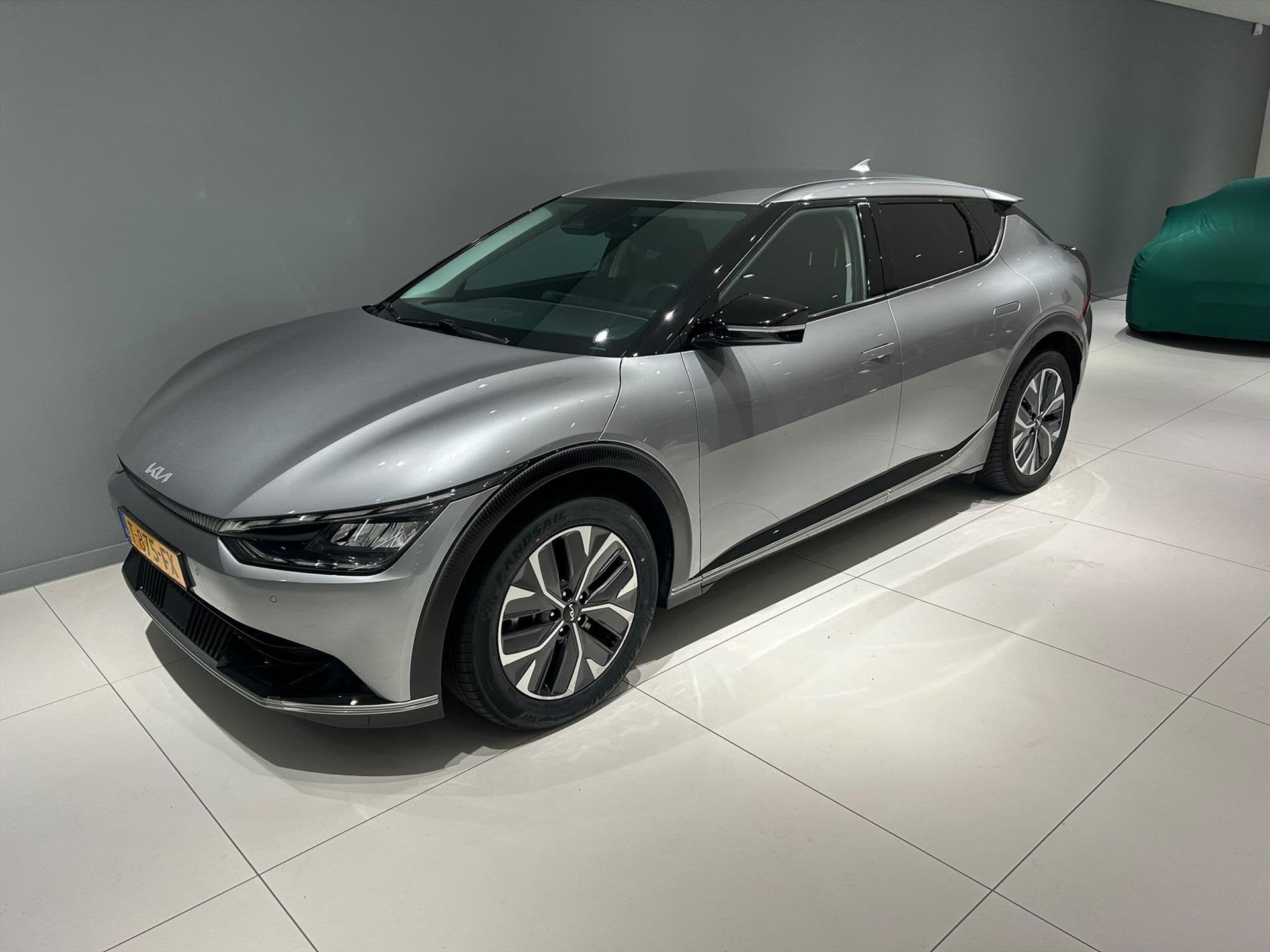 Kia Ev6 77,4kWh 229pk RWD Plus, Auto's, Automaat, Gebruikt, Zwart, 1885 kg