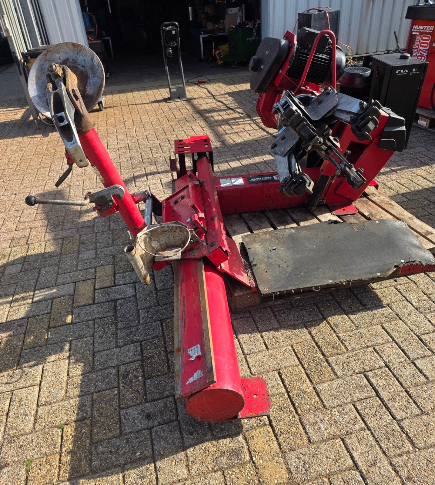 Hunter TCX630 Truckdemonteerapparaat, Ophalen, Gebruikt