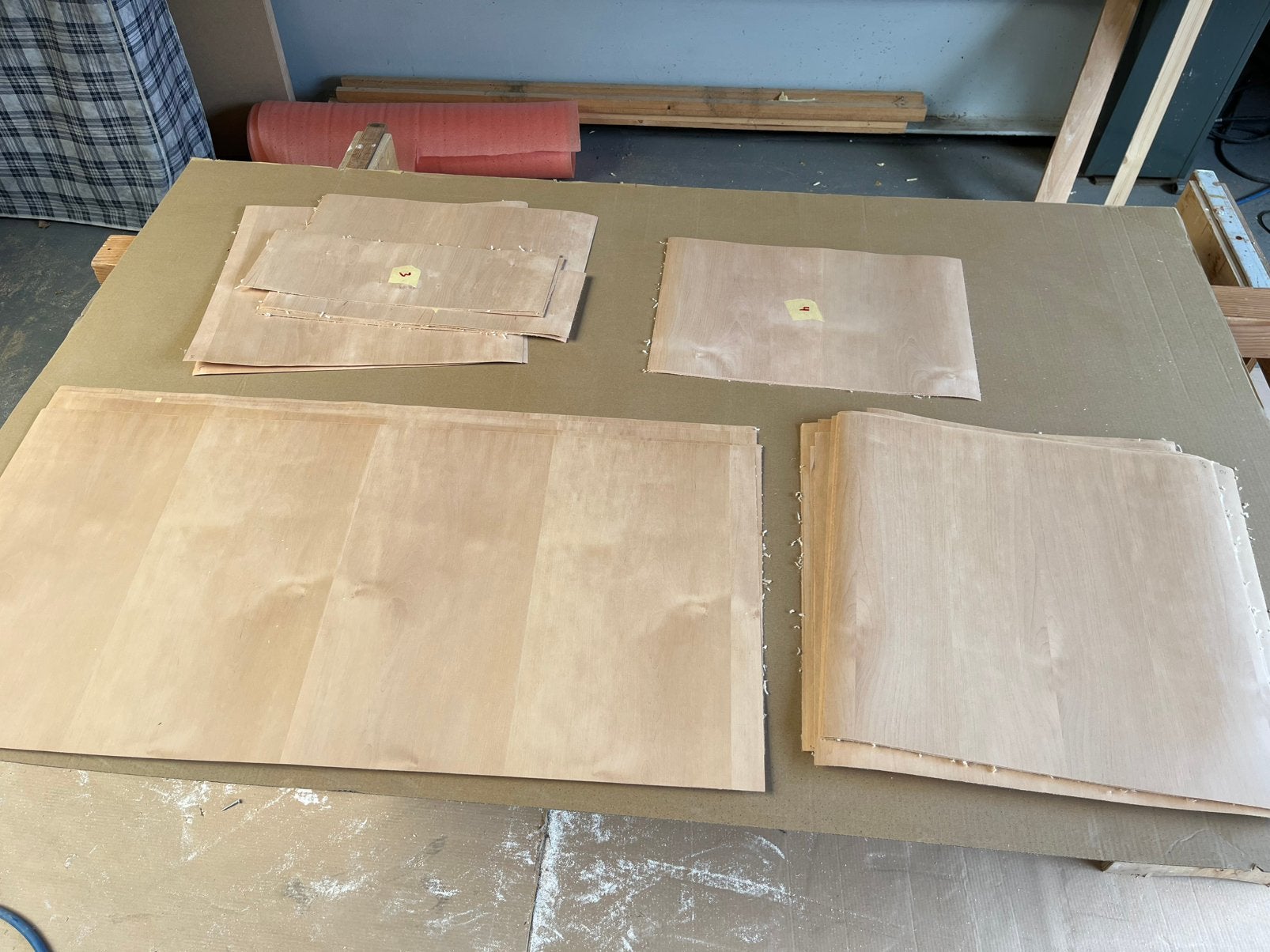 Div fineer, Doe-het-zelf en Verbouw, Hout en Planken, Zo goed als nieuw, Plank, Overige houtsoorten, Minder dan 200 cm, Minder dan 25 mm