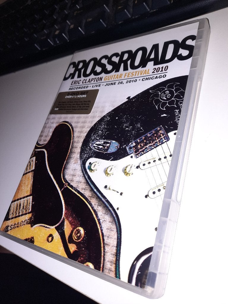 2 DVD Crossroads Eric Clapton Guitar Festival 2010, Alle leeftijden, Ophalen, Zo goed als nieuw