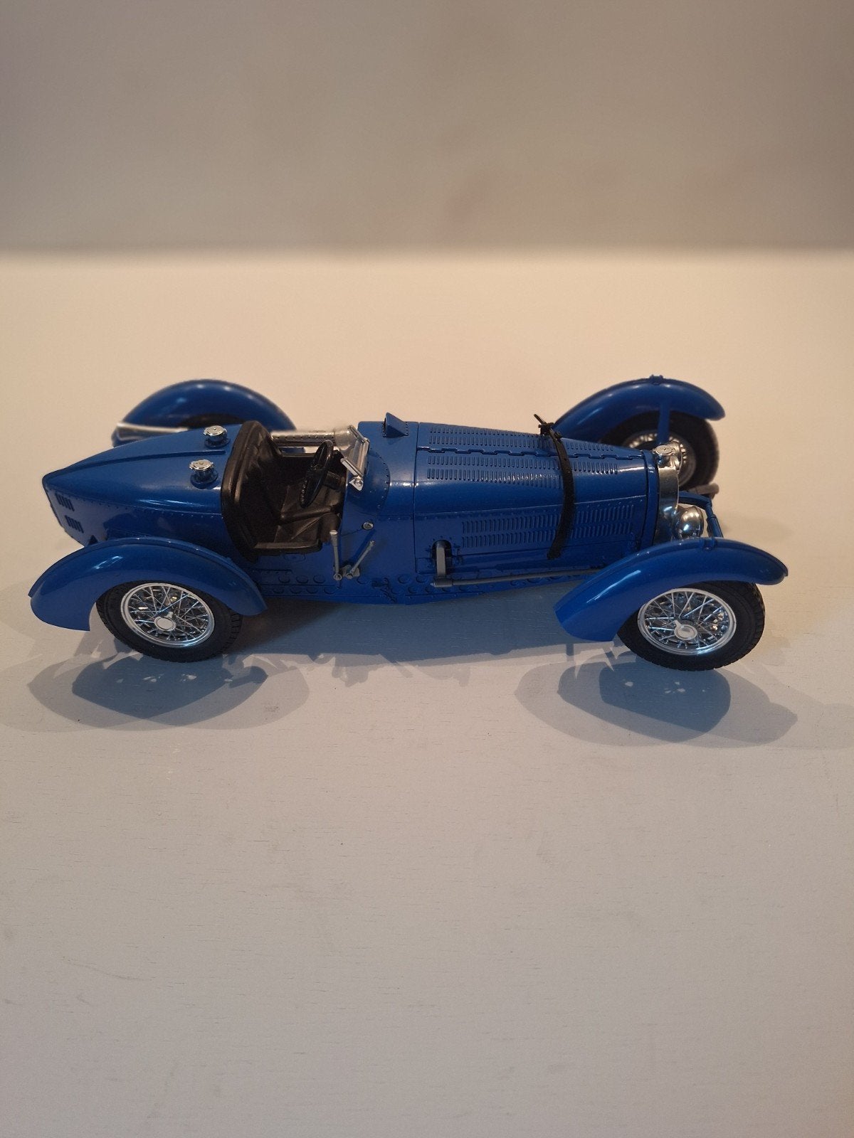 BBURAGO BUGATTI TYPE 59 (1934), Hobby en Vrije tijd, Modelauto's | 1:18, Ophalen of Verzenden, Bburago