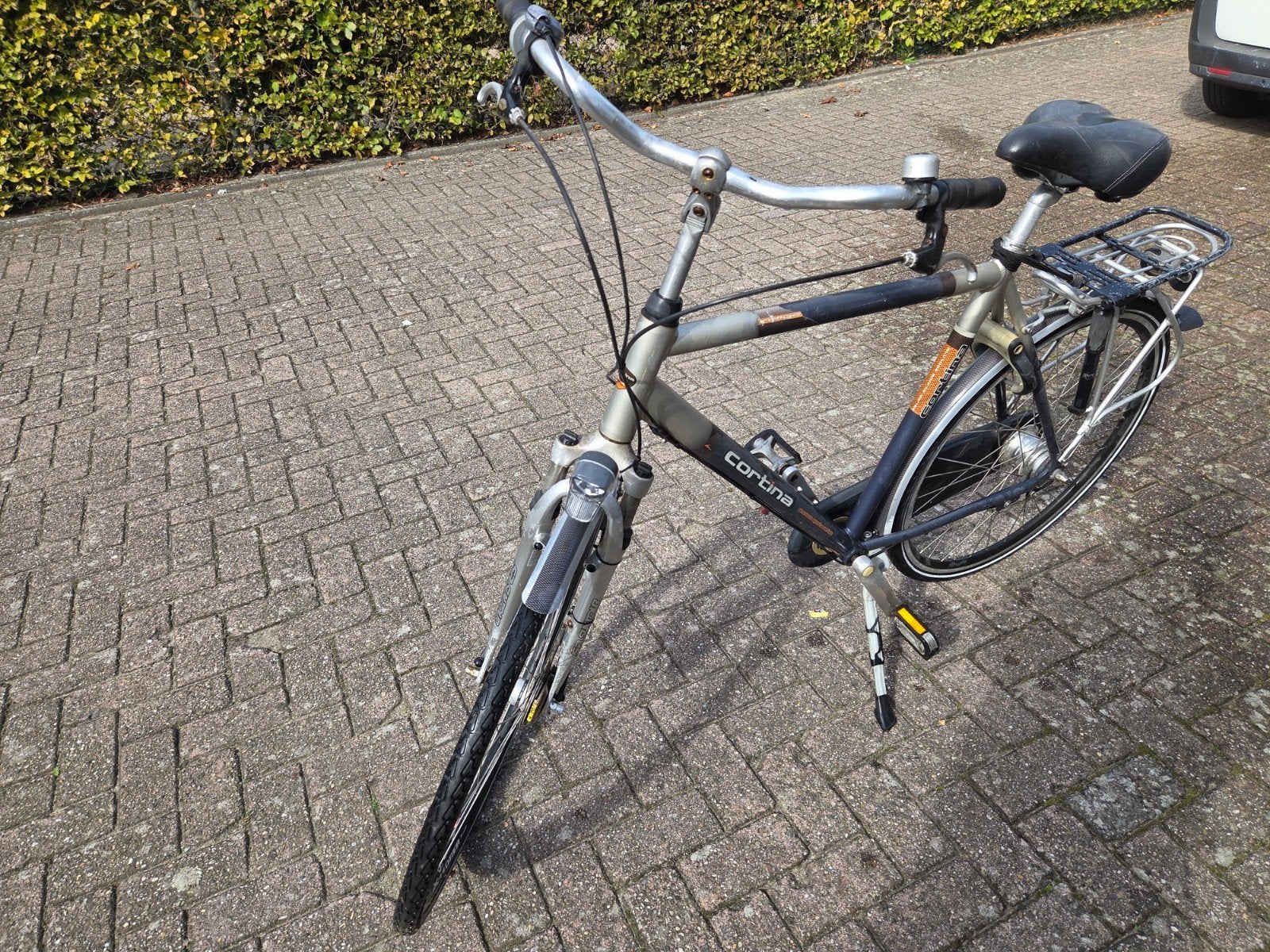 Cortina fiets met hoge frame en 7 versnellingen
