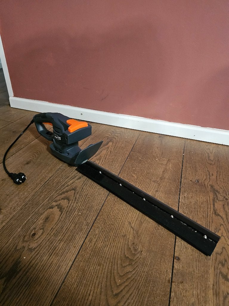FERM HTM1007 elektrische heggenschaar 450W – 45 cm, Tuin en Terras, Ophalen of Verzenden, Gebruikt, Elektrisch, Ferm