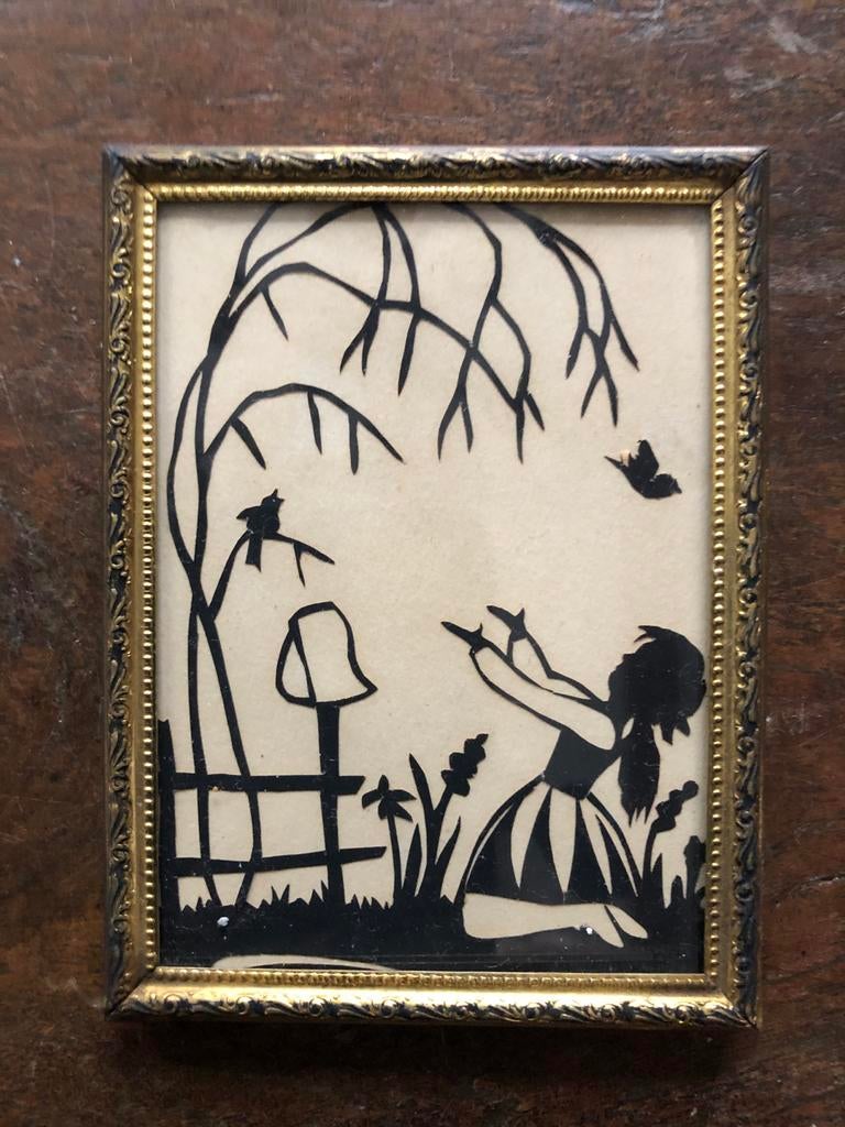 Vintage Silhouet Meisje met Vlinder in Gouden Lijst, Antiek en Kunst, Ophalen of Verzenden