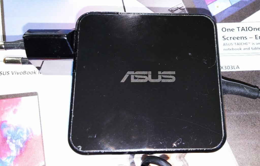 Asus ZenBook UX21E UX31E Transformer book T200 T300 Adapter, Ophalen of Verzenden, Zo goed als nieuw, Asus