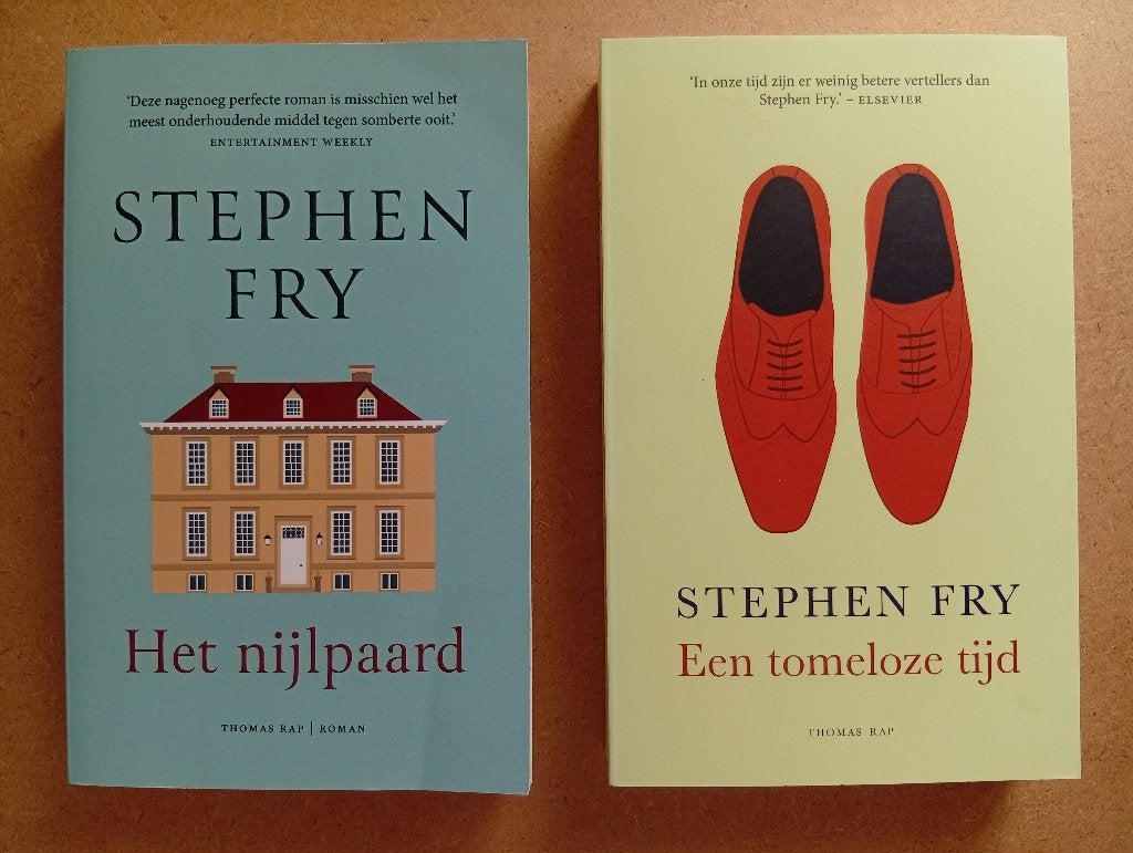 Stephen Fry - set van twee boeken, Boeken, Ophalen of Verzenden, Gelezen, Stephen Fry, Europa overig