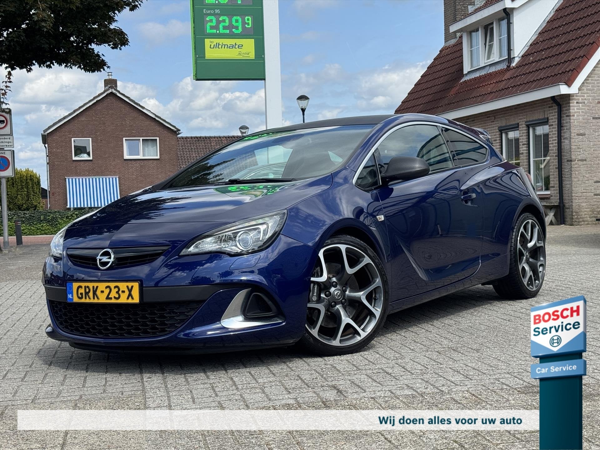 Opel Astra GTC 2.0 TURBO OPC / Schaalstoelen / Infinity Soun, Auto's, Voorwielaandrijving, Gebruikt, 4 cilinders, Blauw