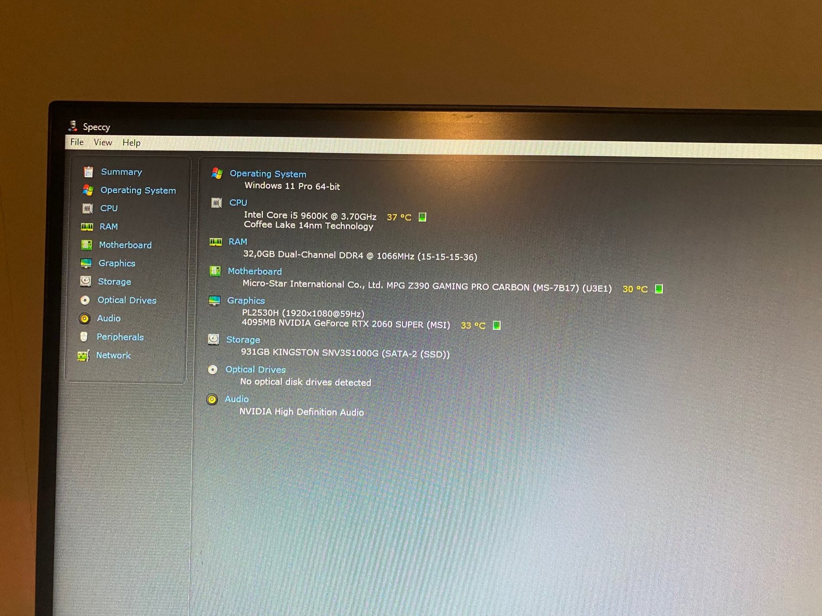 Foto 14 van Game PC - I5 9600K - Rtx 2060 Super - 32GB RGB Pro - 1TB SSD