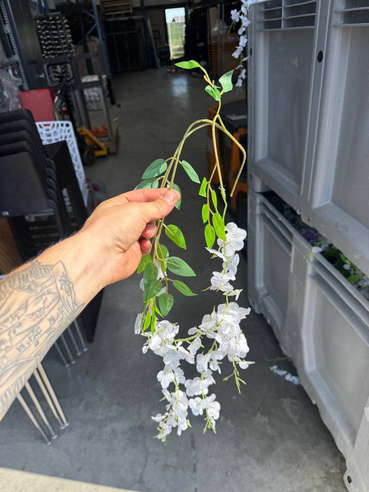 Kunstbloemen voor plafonddecoratie - 1m3, Ophalen, Binnen, Gebruikt, Kunstbloem