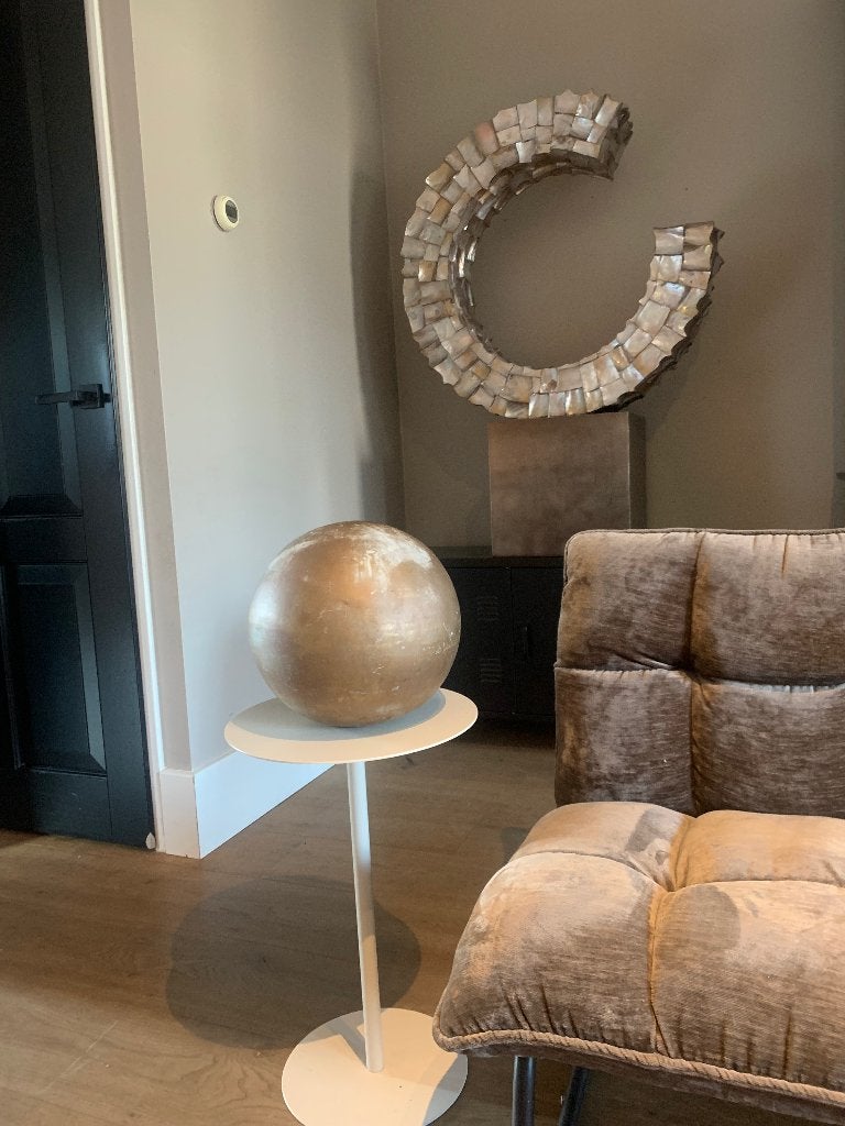Goudkleurig ornament /bal, Ophalen