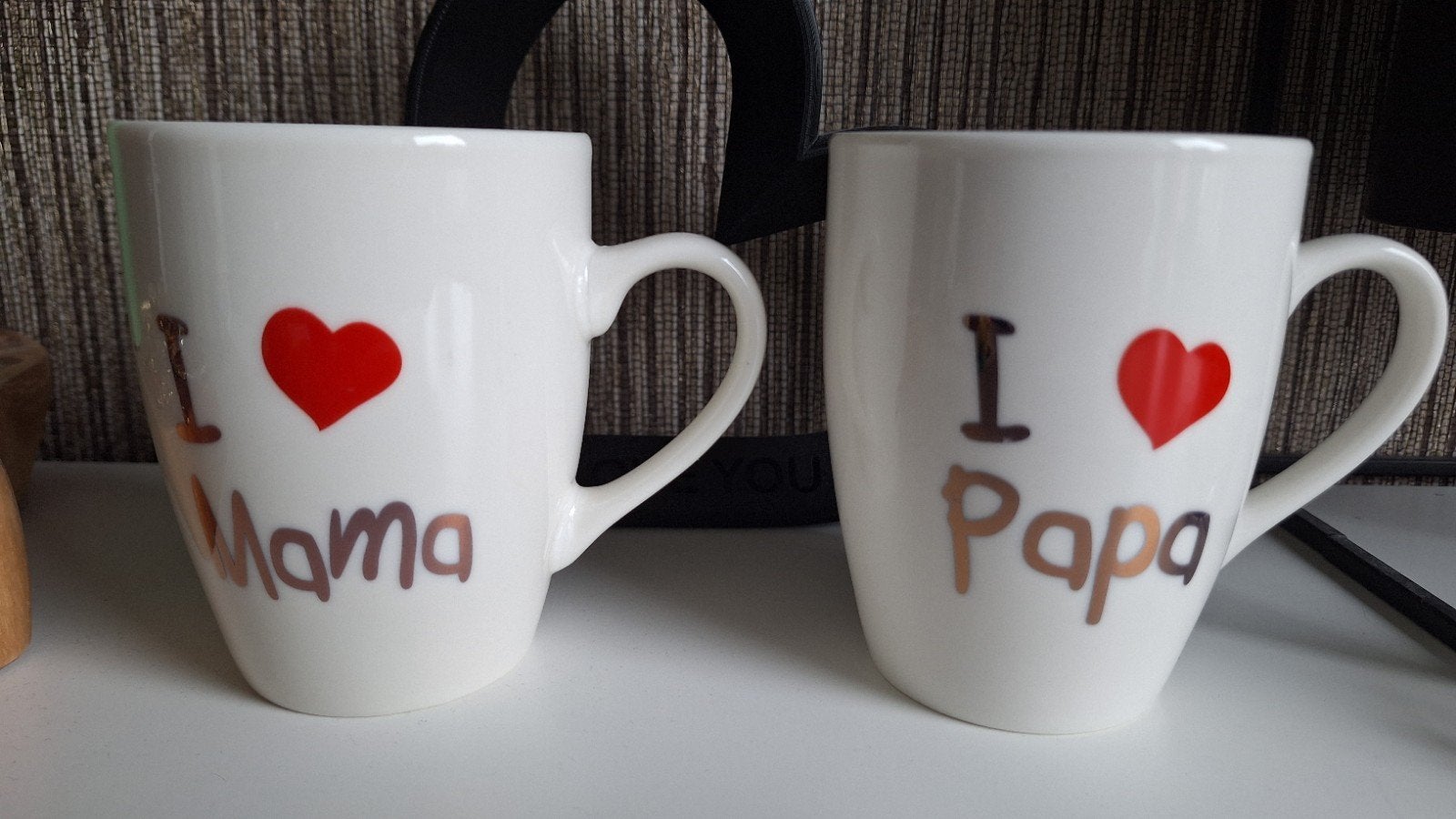 Mokken I love Mama en I love Papa. Ook apart te koop., Overige typen, Ophalen of Verzenden, Zo goed als nieuw, Steen/keramiek
