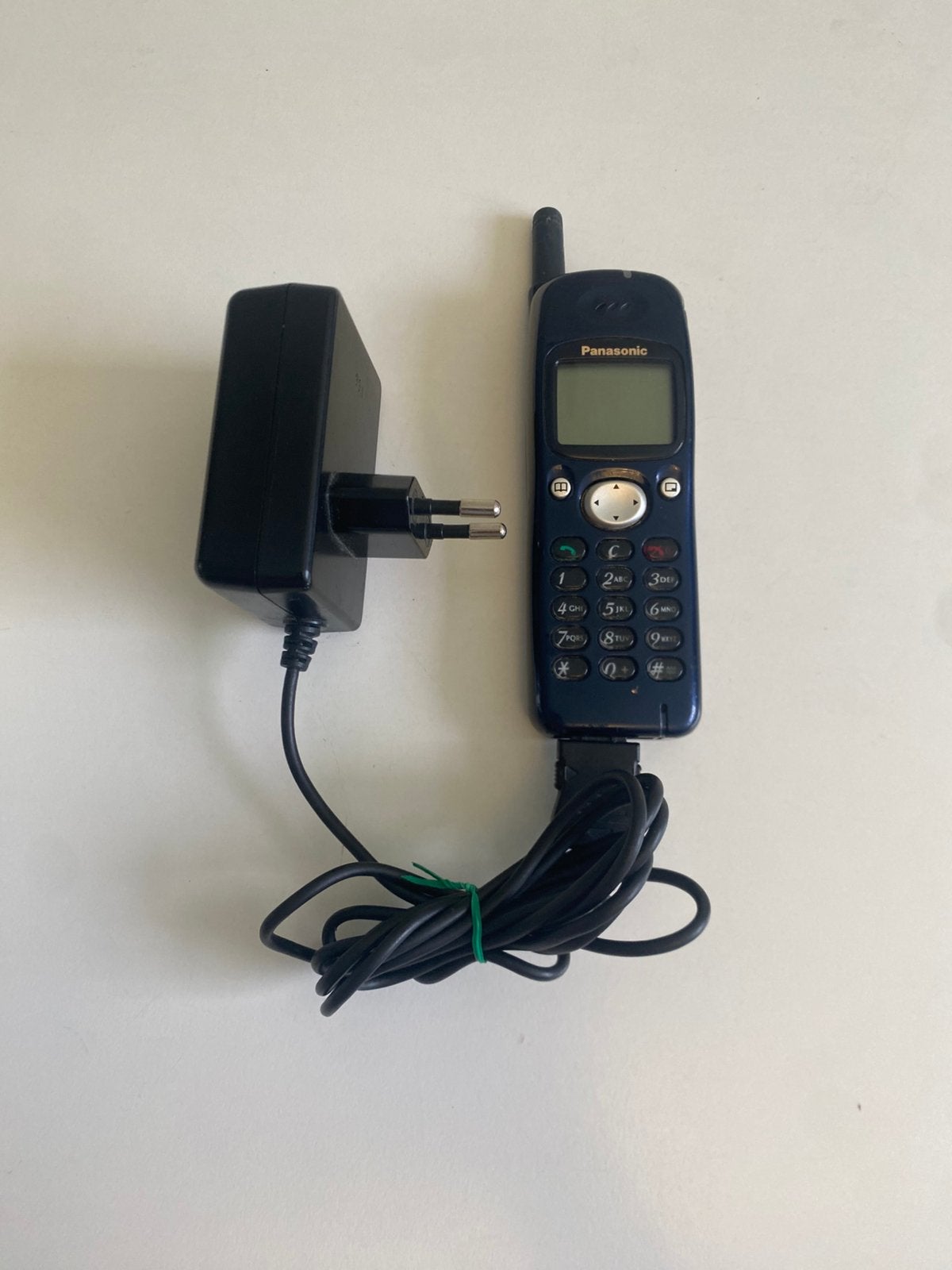 Panasonic EB-GD 90, Telecommunicatie, Ophalen of Verzenden, Zo goed als nieuw, Zwart, Inklapmodel
