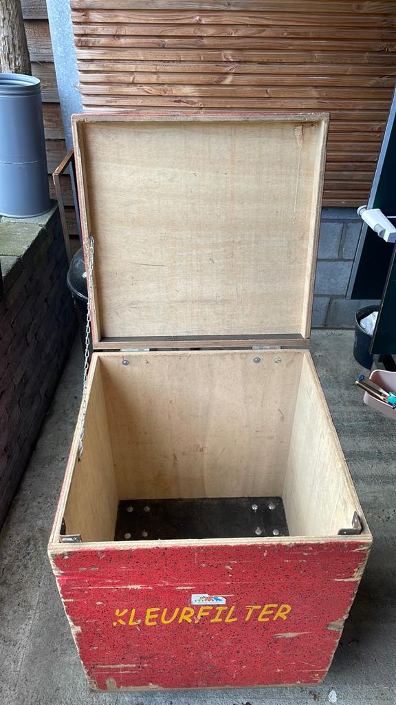 Houten kist op wiellen, Huis en Inrichting, Woonaccessoires | Kisten, Ophalen, Zo goed als nieuw, 50 tot 100 cm, 50 tot 75 cm