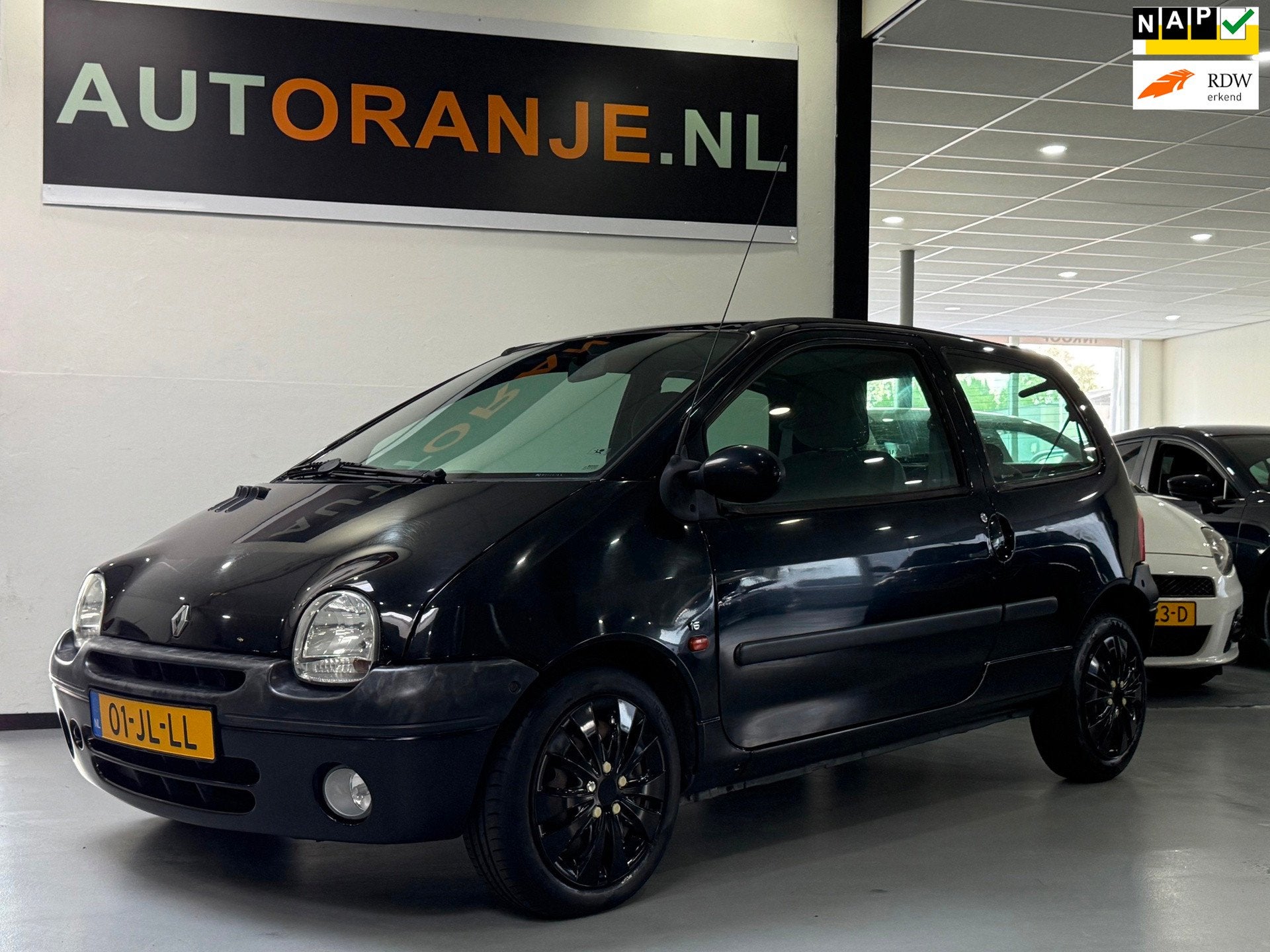 Renault Twingo 1.2-16V Privilège-Stuurbekrachtiging-APK-NAP, Voorwielaandrijving, 4 cilinders, 4 stoelen, Zwart