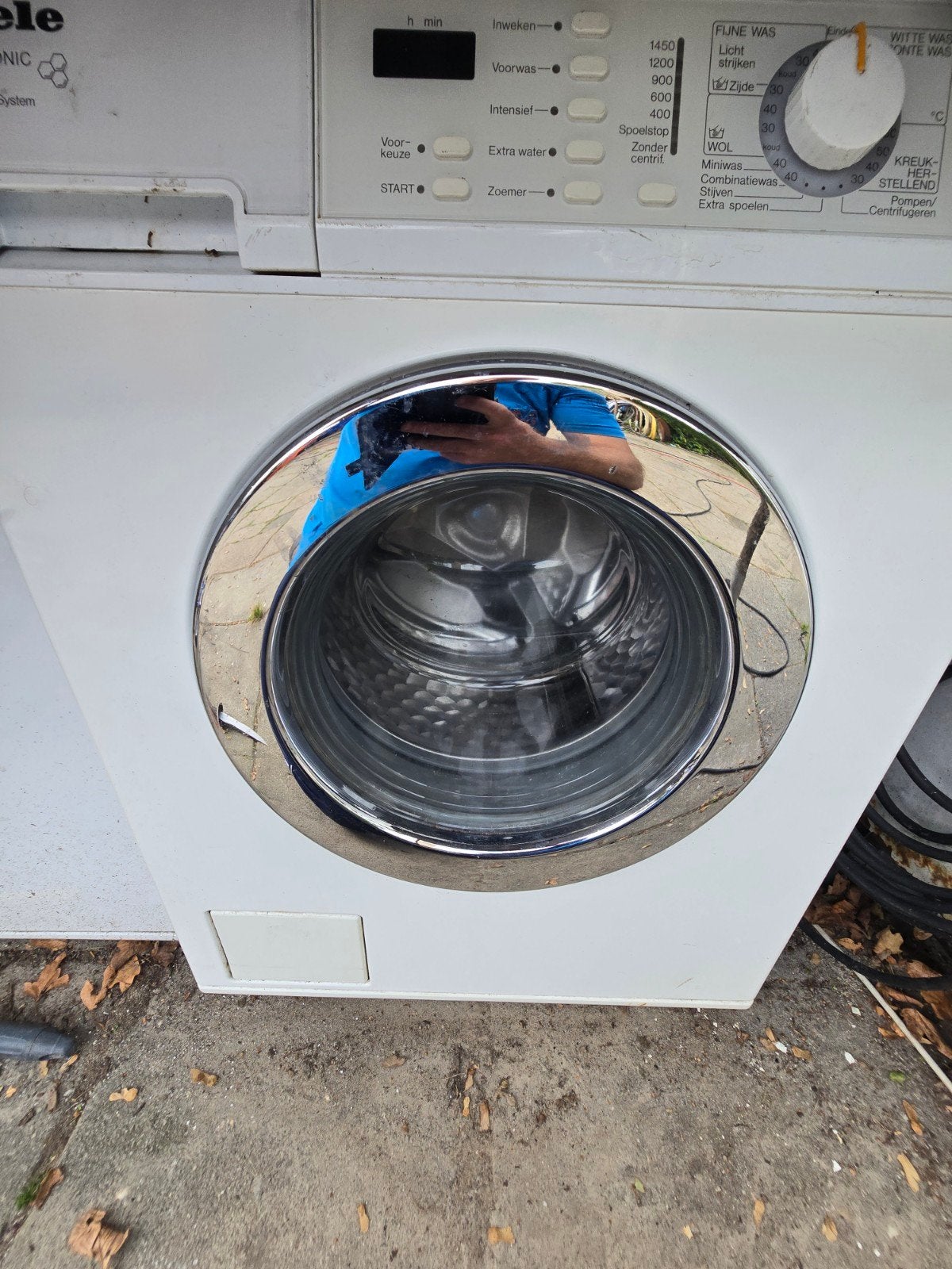 Foto 3 van Miele Softtronic W 3245 Wasmachine - Goede Staat