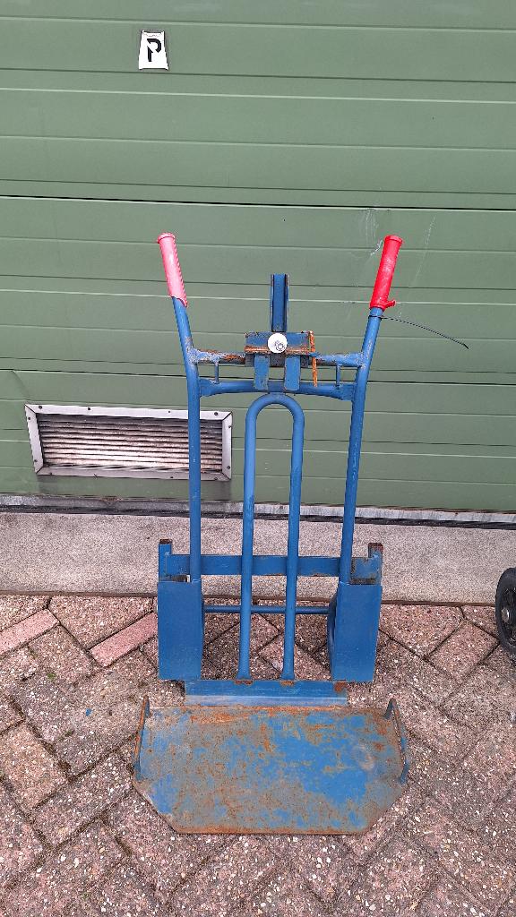 steekkar steekwagen zwaar model 60 x 30 cm, Doe-het-zelf en Verbouw, Transportwagens, Gebruikt, Industriepark 2a 9351PA Leek, Steekwagen