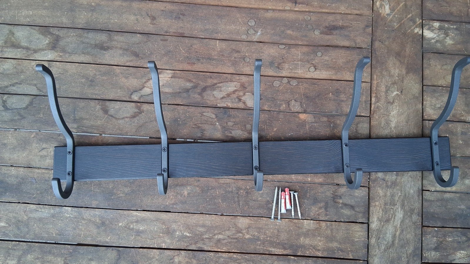 IKEA HJÄLMAREN wandkapstok met 5 haken, Wandkapstok, 100 tot 150 cm, Ophalen of Verzenden, Zo goed als nieuw