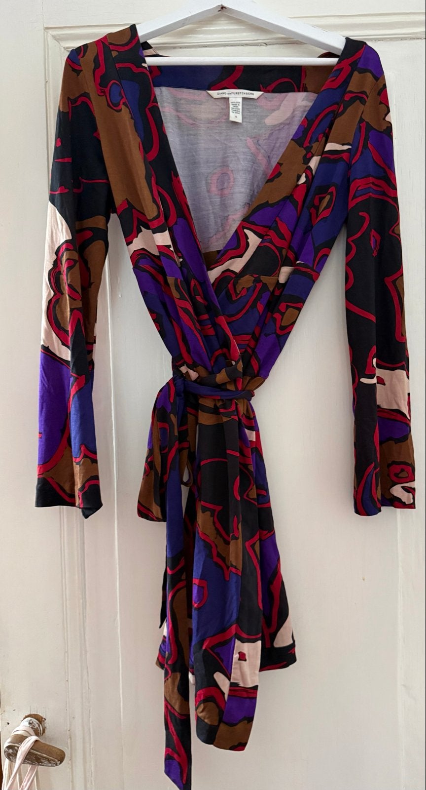 Diane von Furstenberg 100% zijden wikkeljurk met print, Kleding | Dames, Maat 38/40 (M), Meerkleurig, Ophalen of Verzenden, Zo goed als nieuw
