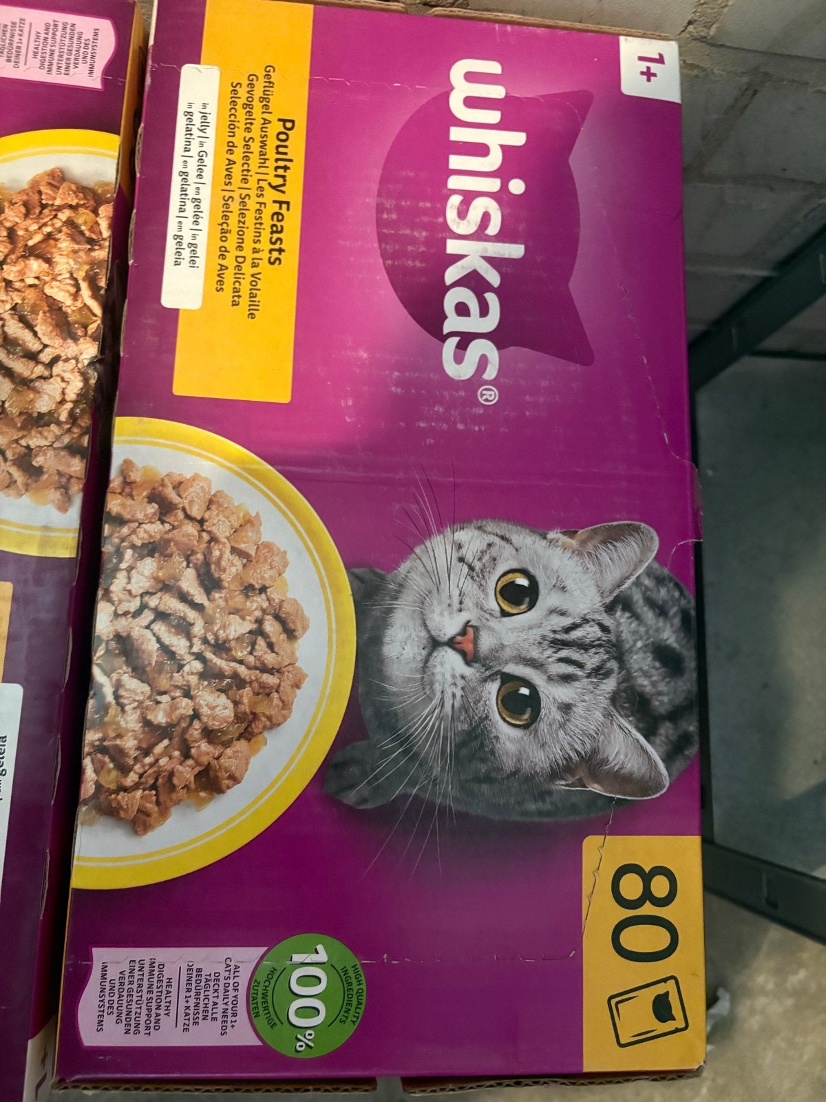 Whiskas kattenvoer, Ophalen, Kat