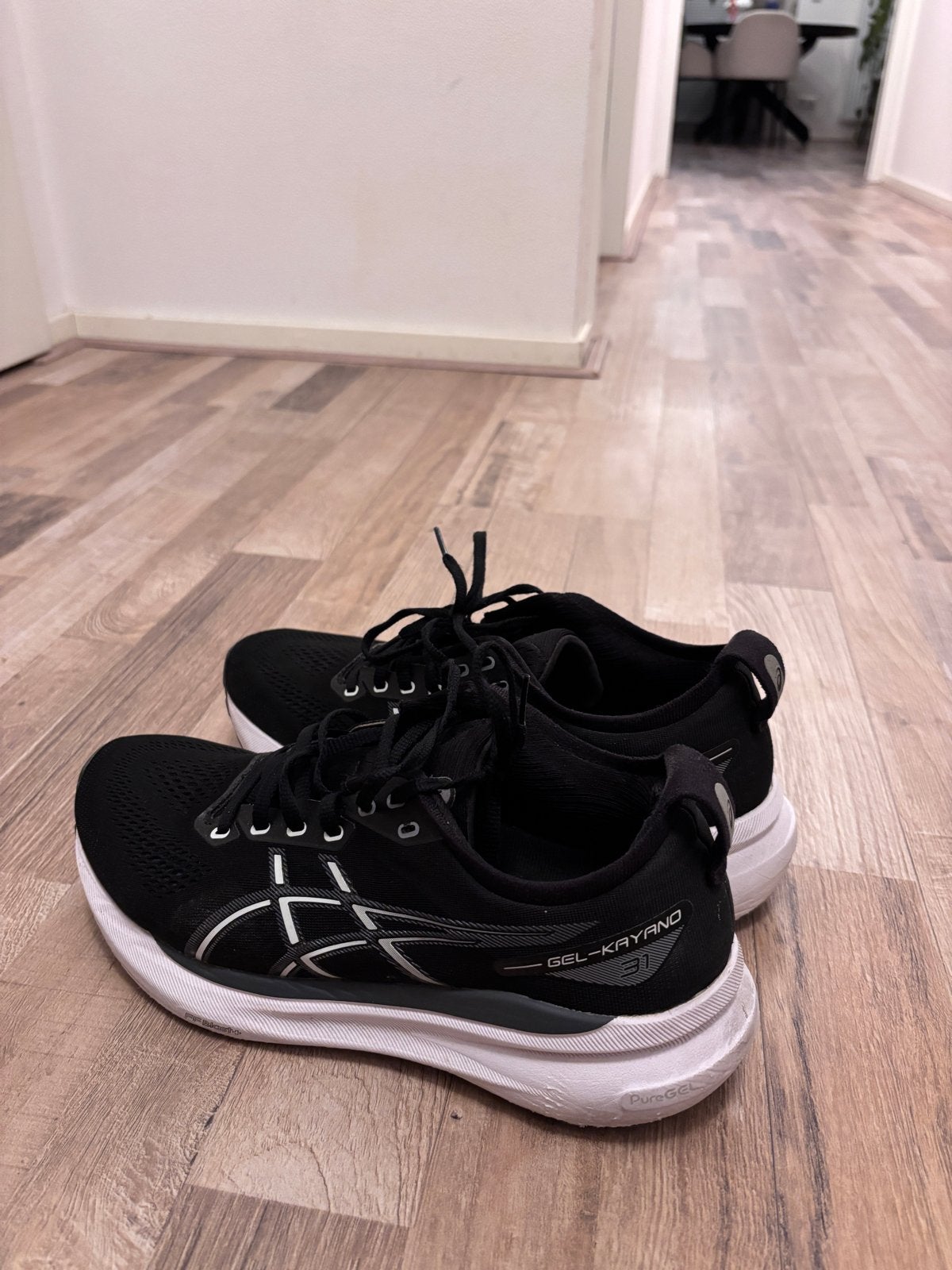ASICS GEL-KAYANO 31 Hardloopschoenen Zwart, Ophalen of Verzenden, Zo goed als nieuw, Zwart, Sportschoenen