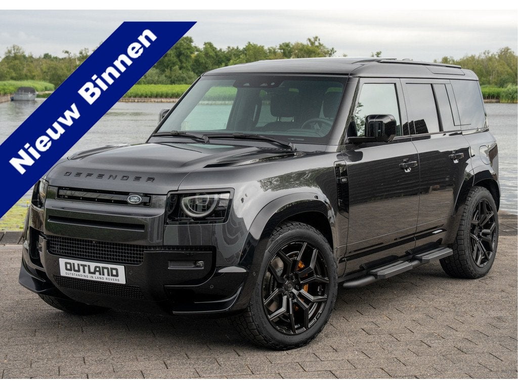 Land Rover Defender 110 P300e 110 X-Dynamic HSE | Outland Ed, Auto's, Land Rover, Gebruikt, Zwart, 4 cilinders, 3000 kg