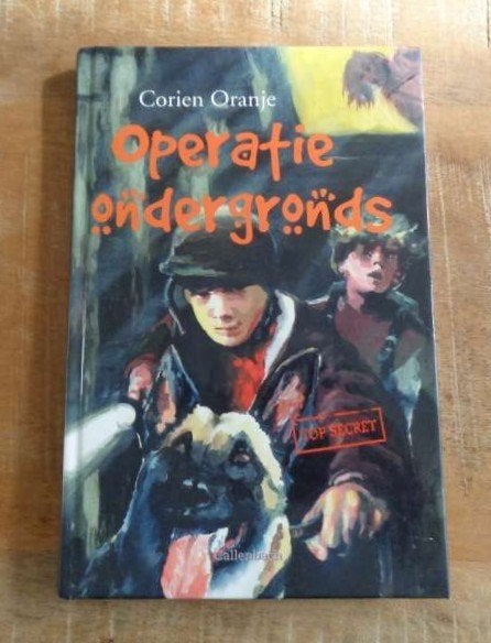 Corien Oranje - Operatie Ondergronds Top Secret deel 2, Fictie algemeen, Ophalen of Verzenden, Zo goed als nieuw, Corien Oranje