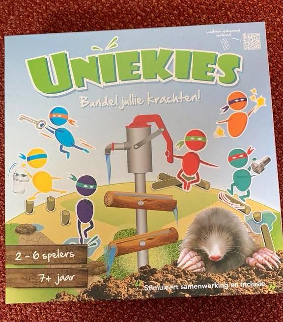 Uniekies spel coöperatief gezelschapsspel EarthGames, Ophalen of Verzenden, Zo goed als nieuw