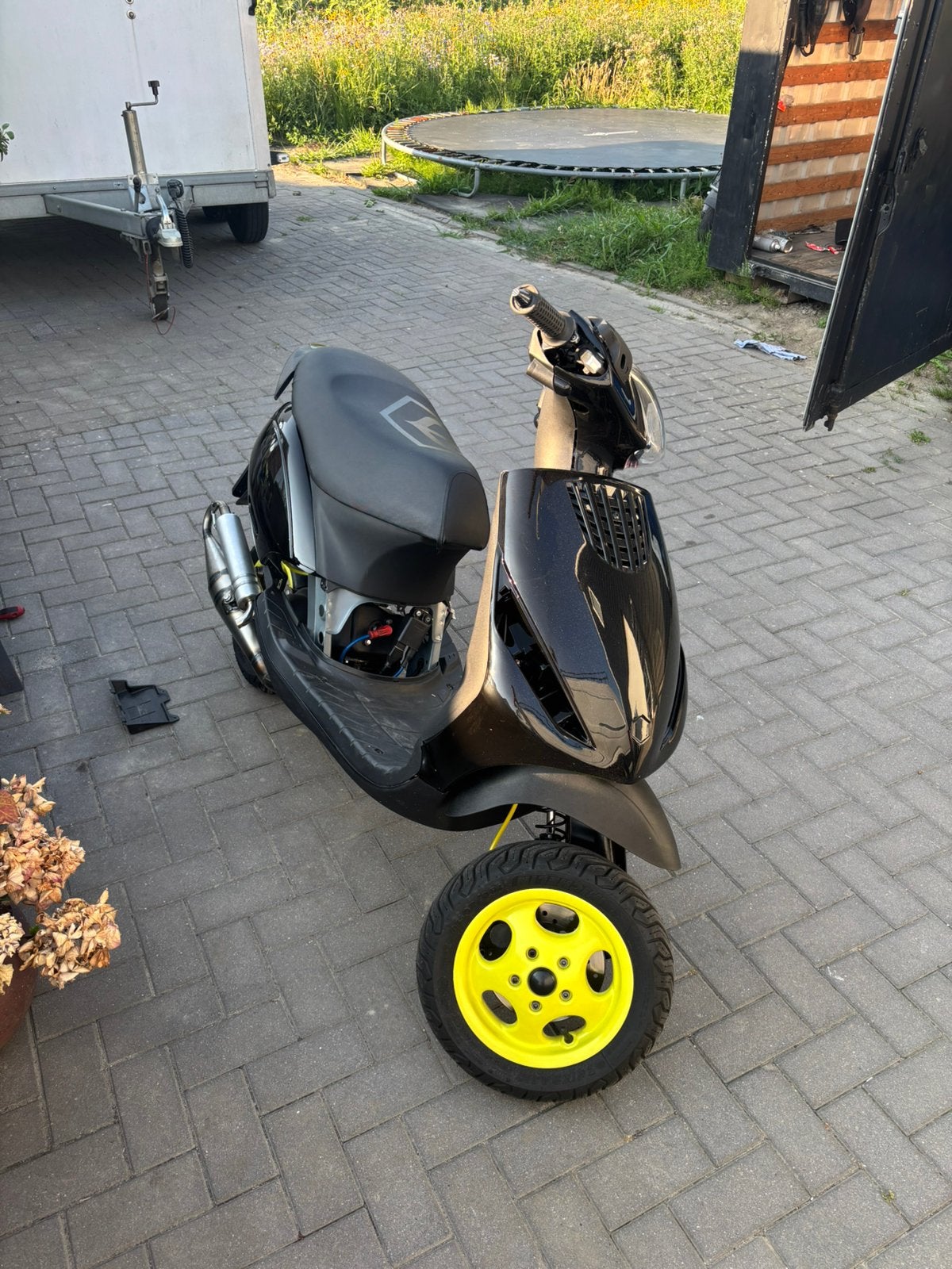 Zip 70, Ophalen, Zo goed als nieuw, Benzine, Zip
