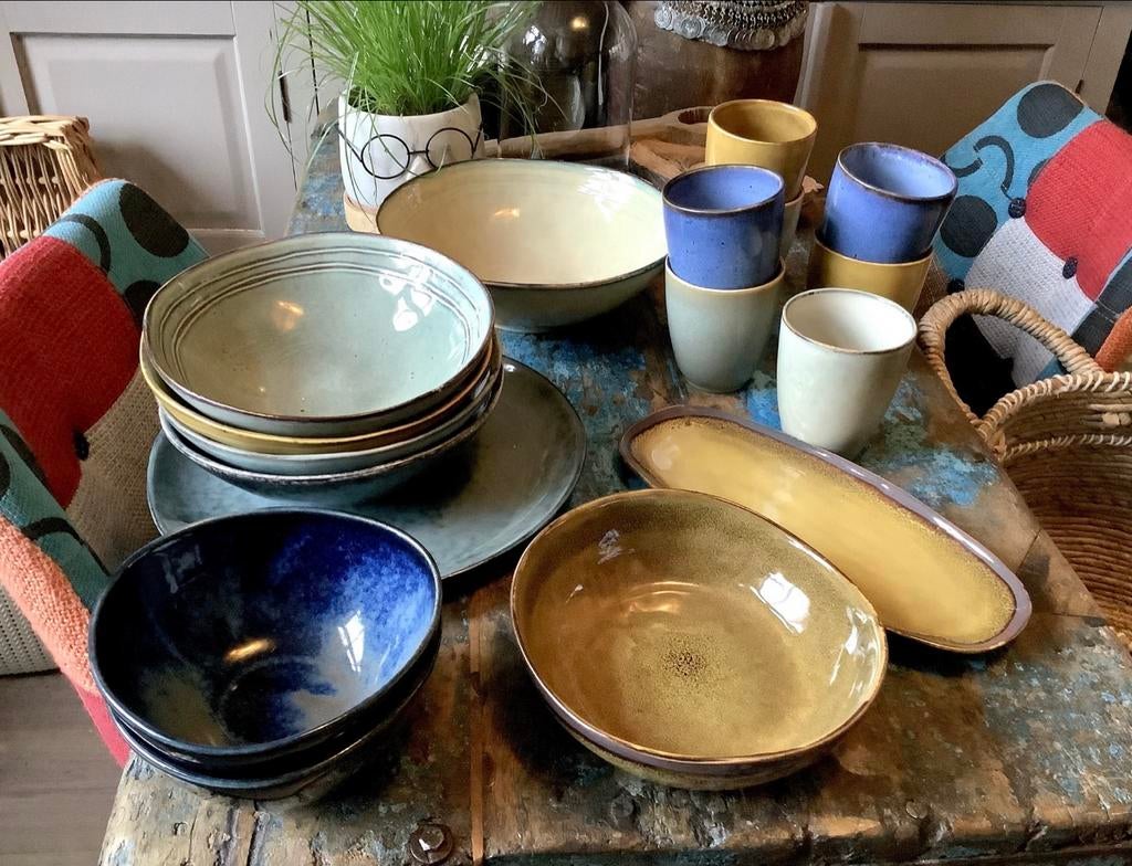Handgemaakt Keramisch Servies - 17 delig, Ophalen, Keramiek, Zo goed als nieuw, Bord(en)