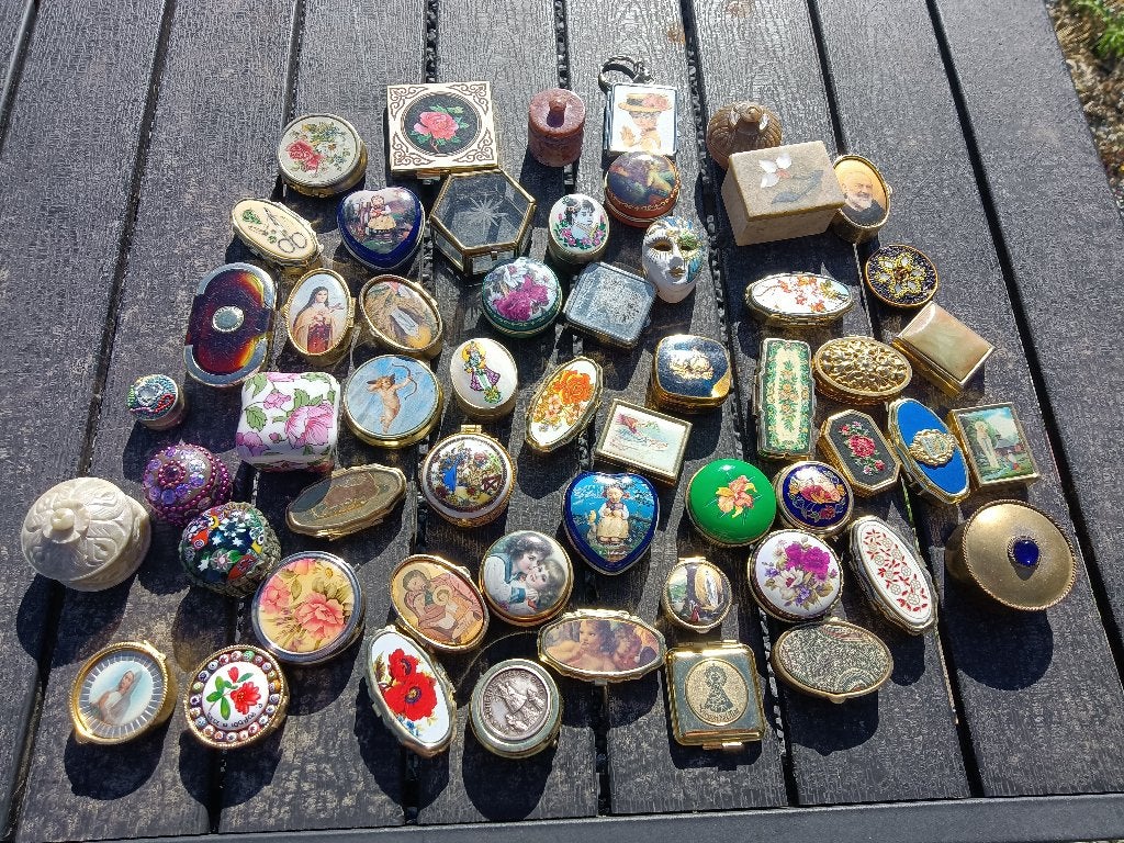 Pillendoosjes, Verzamelen, Ophalen