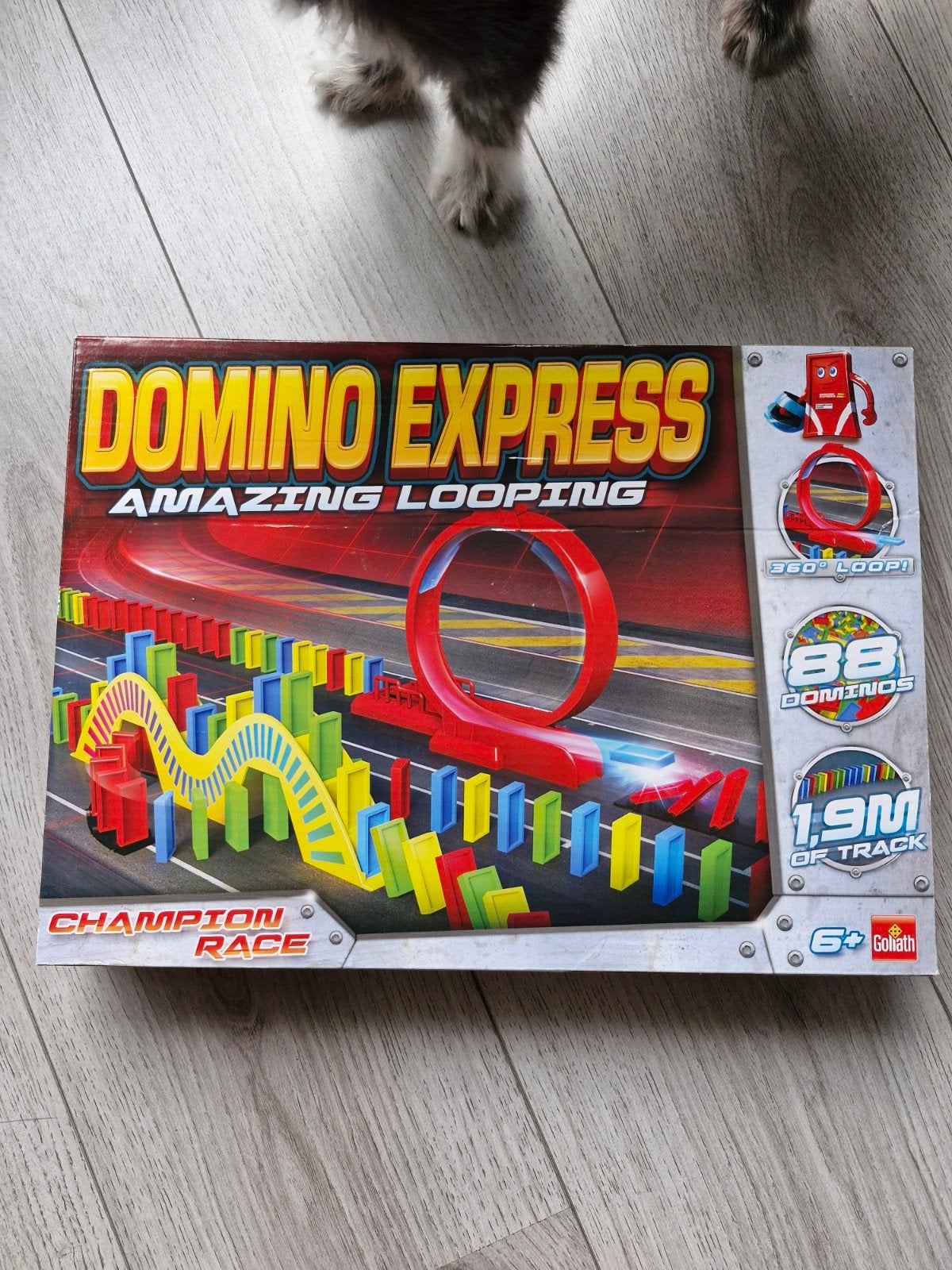 Domino Express Amazing Looping - 88 domino's & 360 loop, Kinderen en Baby's, Ophalen, Zo goed als nieuw, Jongen of Meisje