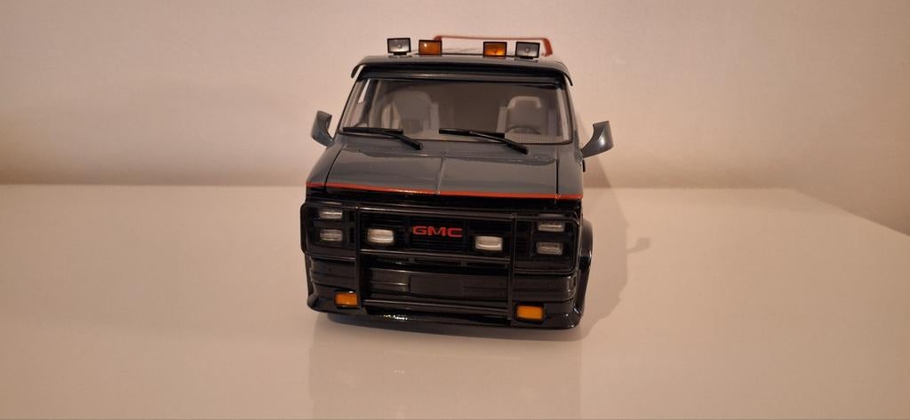 The A-Team GMC Vandura - Hot Wheels 1:18, Ophalen of Verzenden, Zo goed als nieuw, Auto, Overige merken